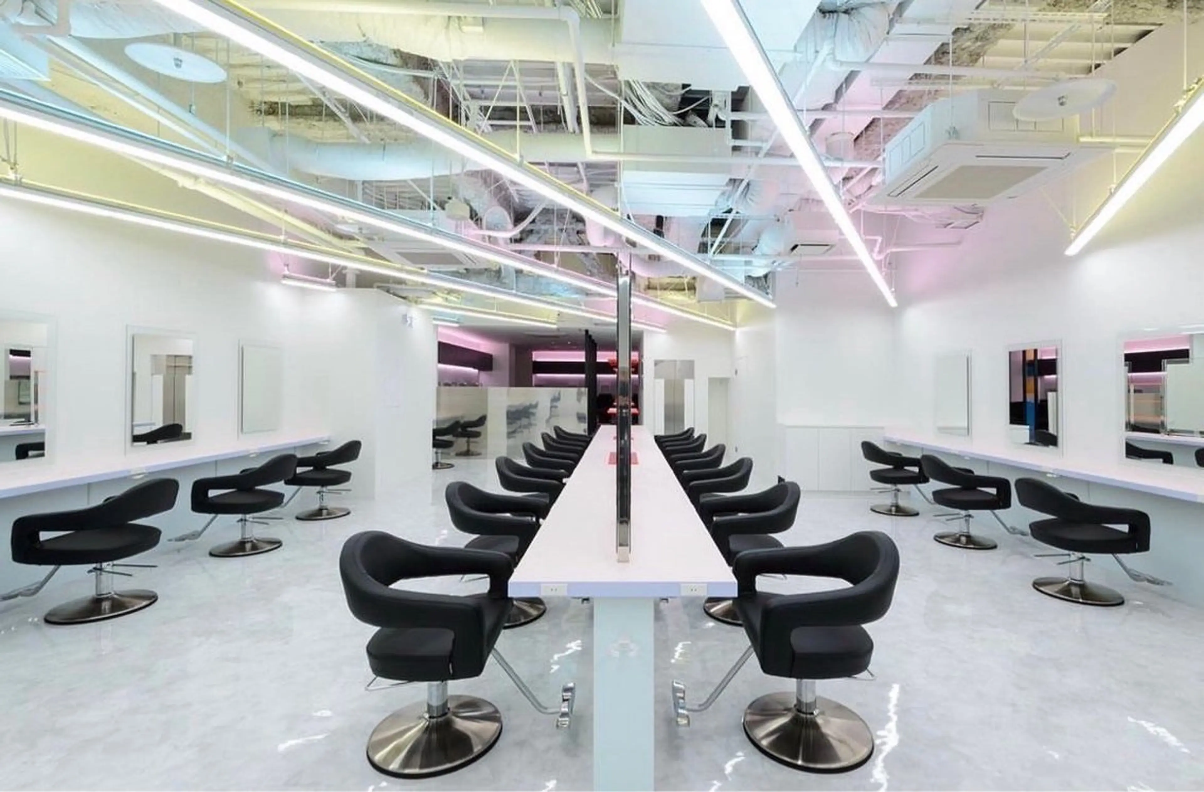 ロング カラー パーマ ヘアアレンジ メンズ 🤍透明感カラー🤍 似合わせ🤍AINEのヘアスタイル