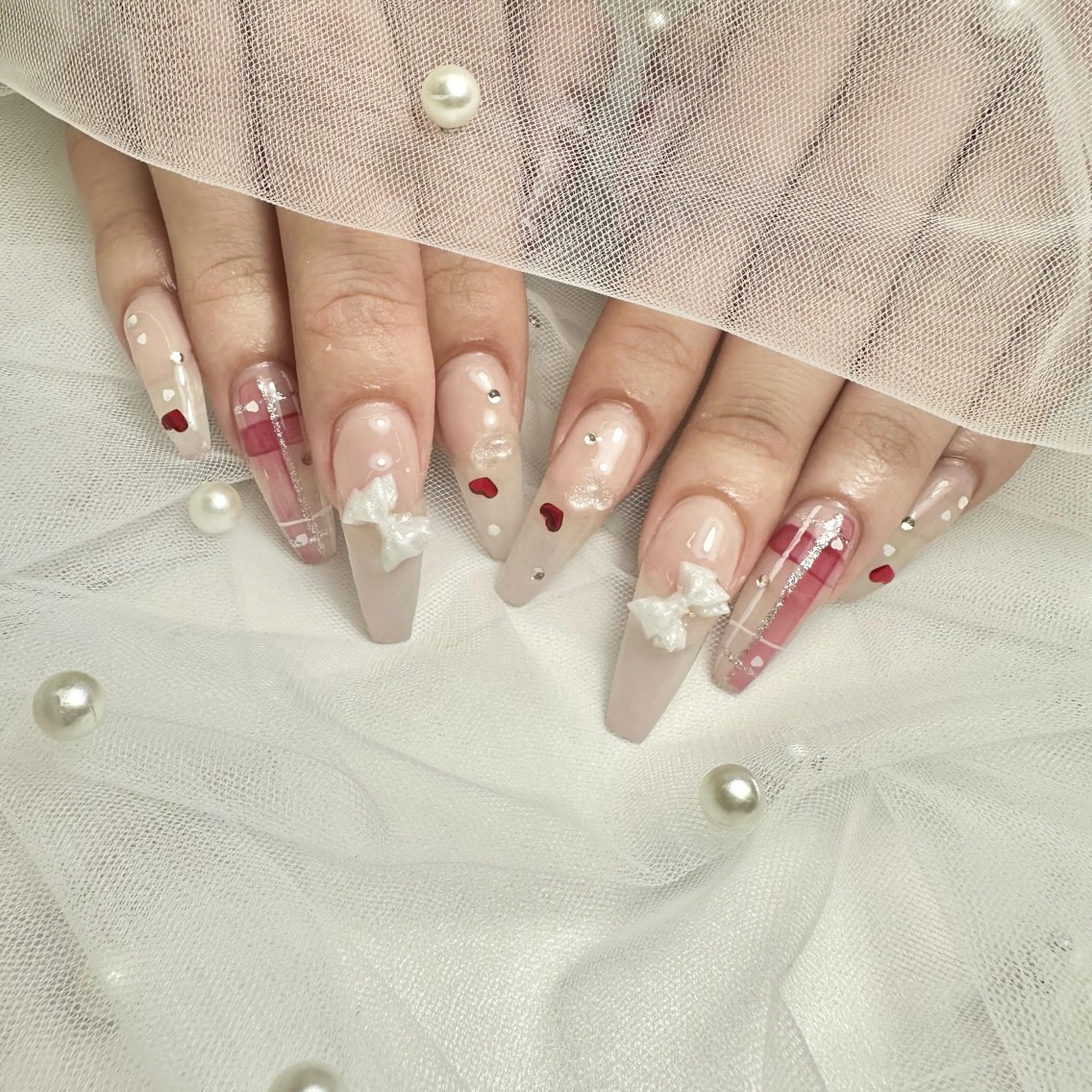 ネイル ハンドネイル nami🐰🎀 堺筋本町ネイルサロンのネイルデザイン