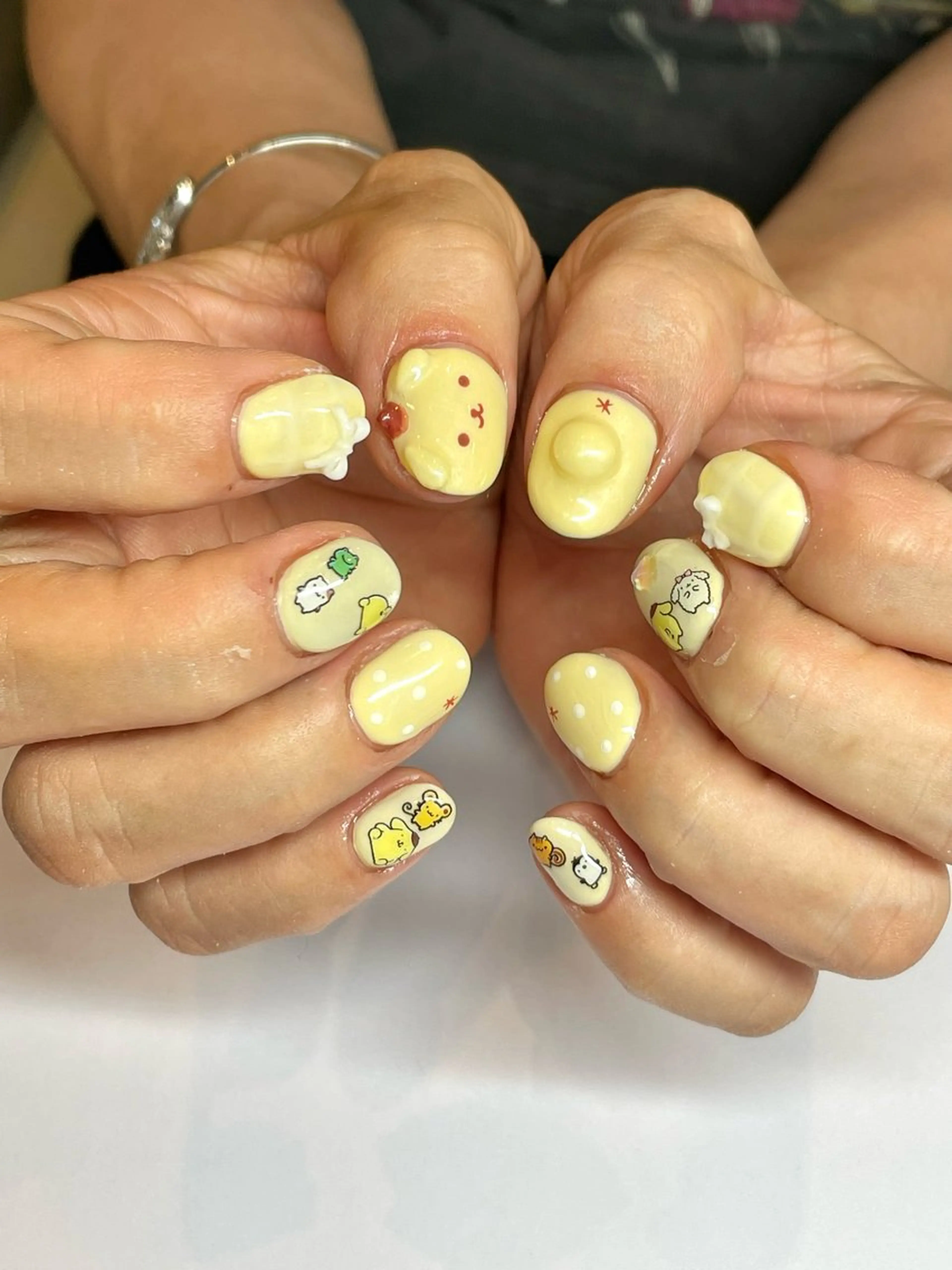 ネイル 持ち込み フットネイル 中川 愛海のネイルデザイン