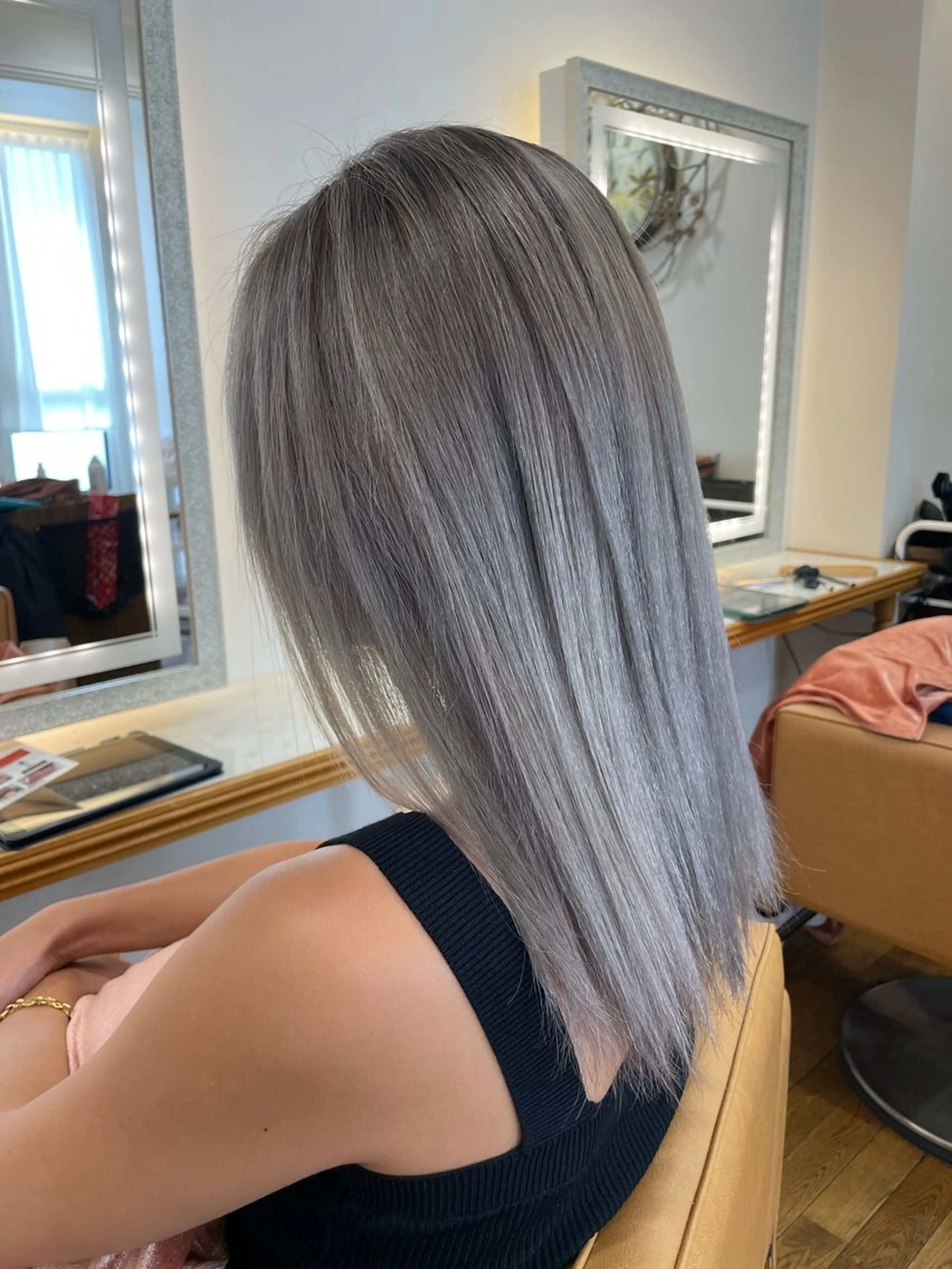 カラー ヘアカラー トリートメント ブリーチ毛矯正.髪質 改善.髪にドラマをのヘアスタイル