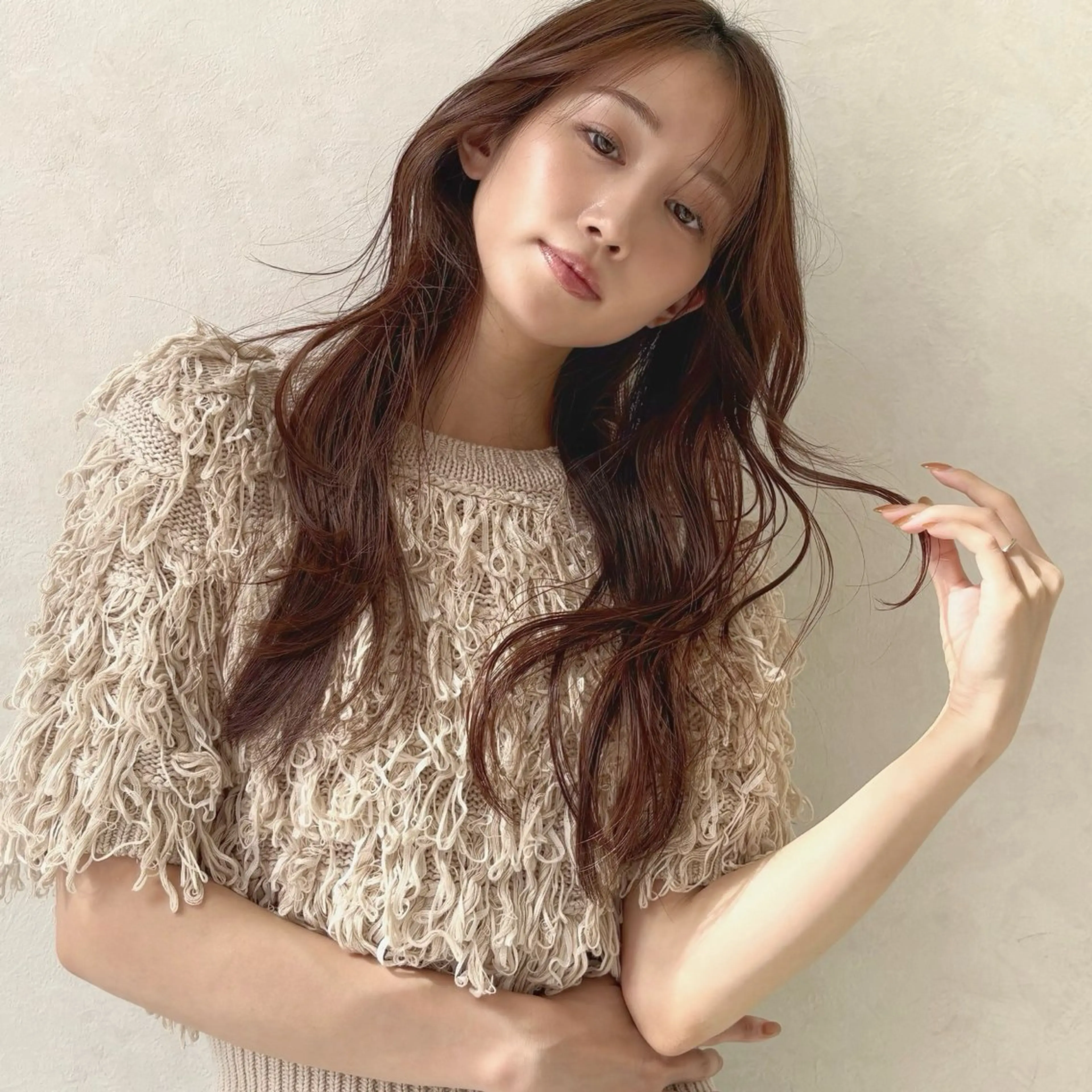 セミロング 峠原 菜緒のヘアスタイル