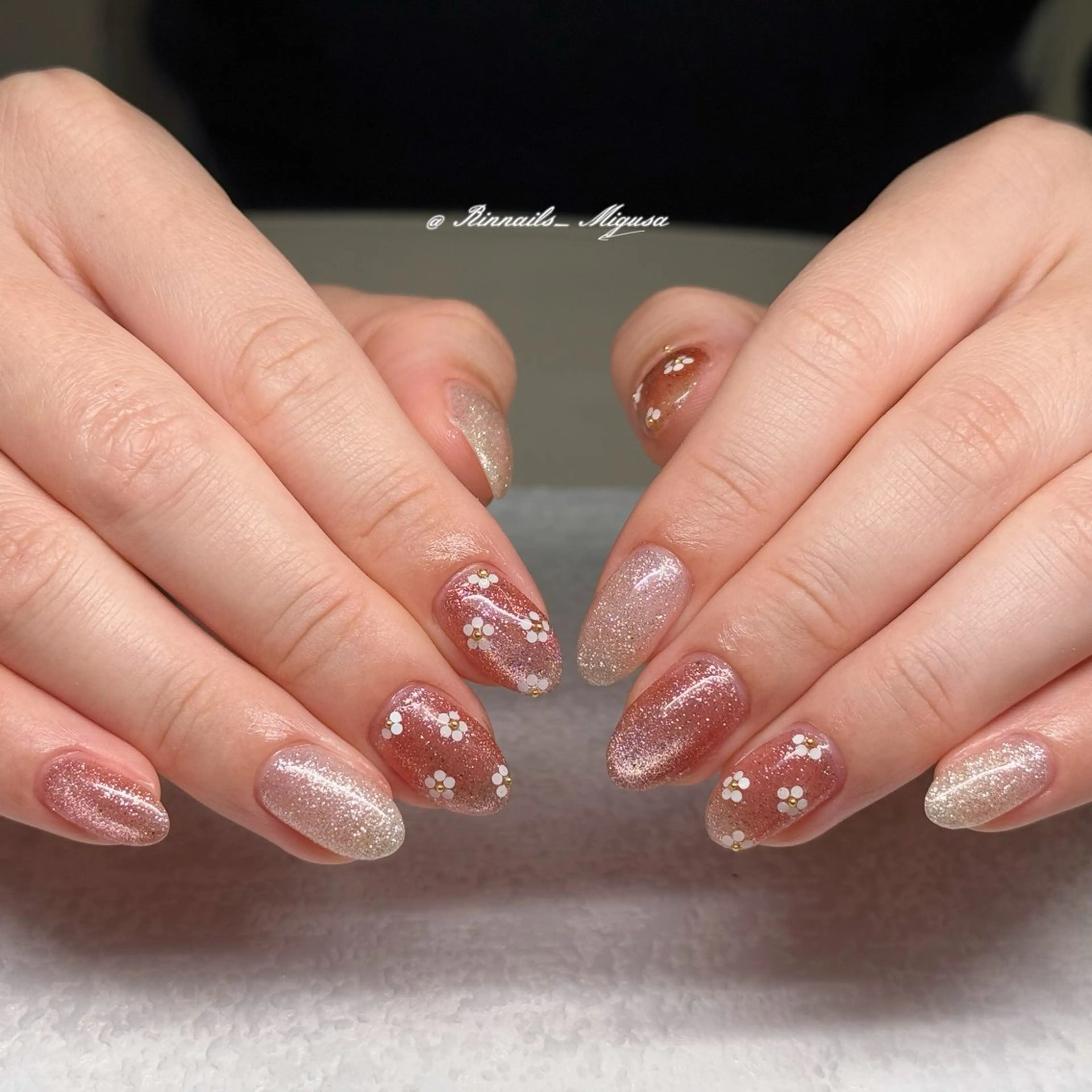 ショート ハンドネイル RIN NAILS ᥫ᭡Migusaのネイルデザイン