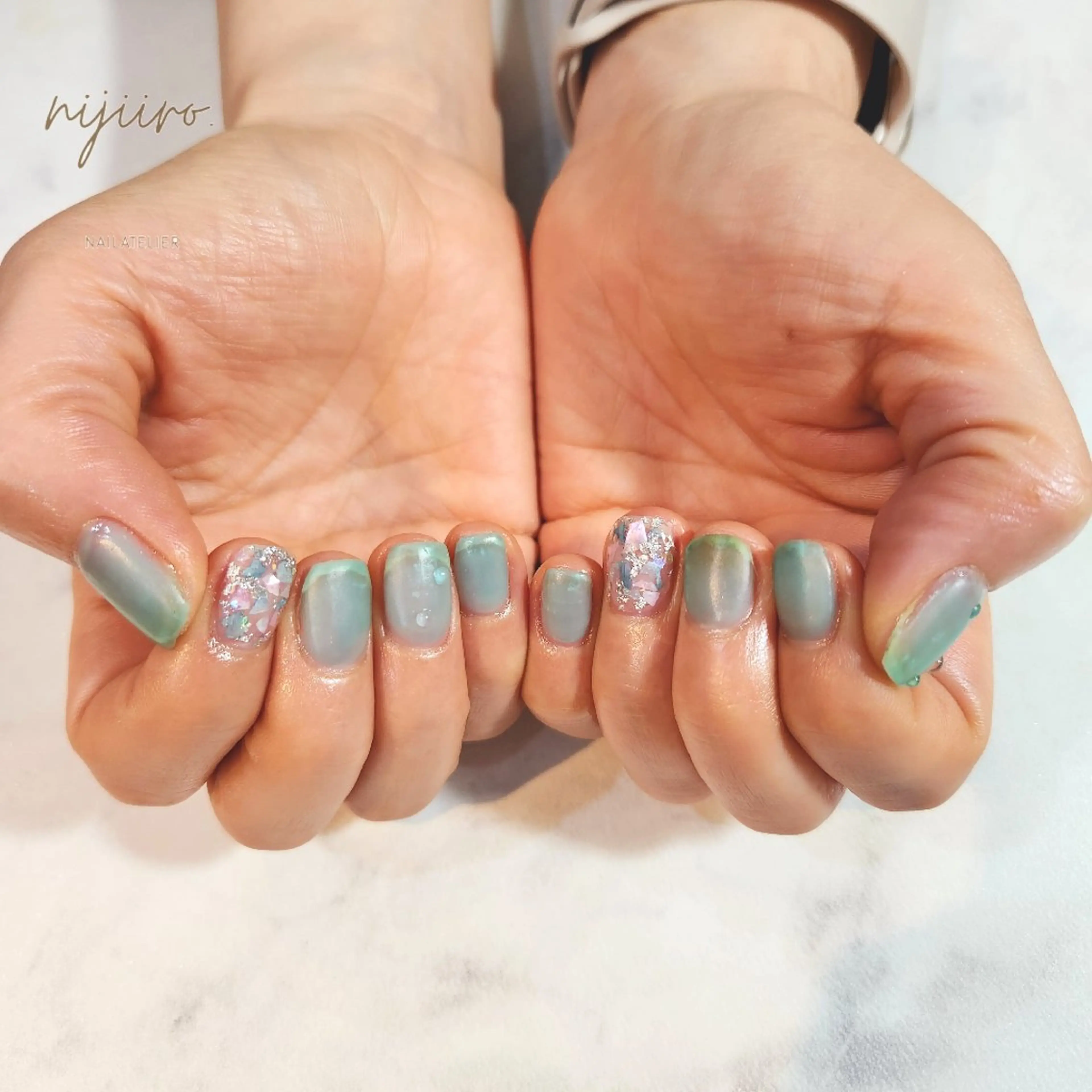 ネイル ハンドネイル nijiiro🌈 サトウのネイルデザイン