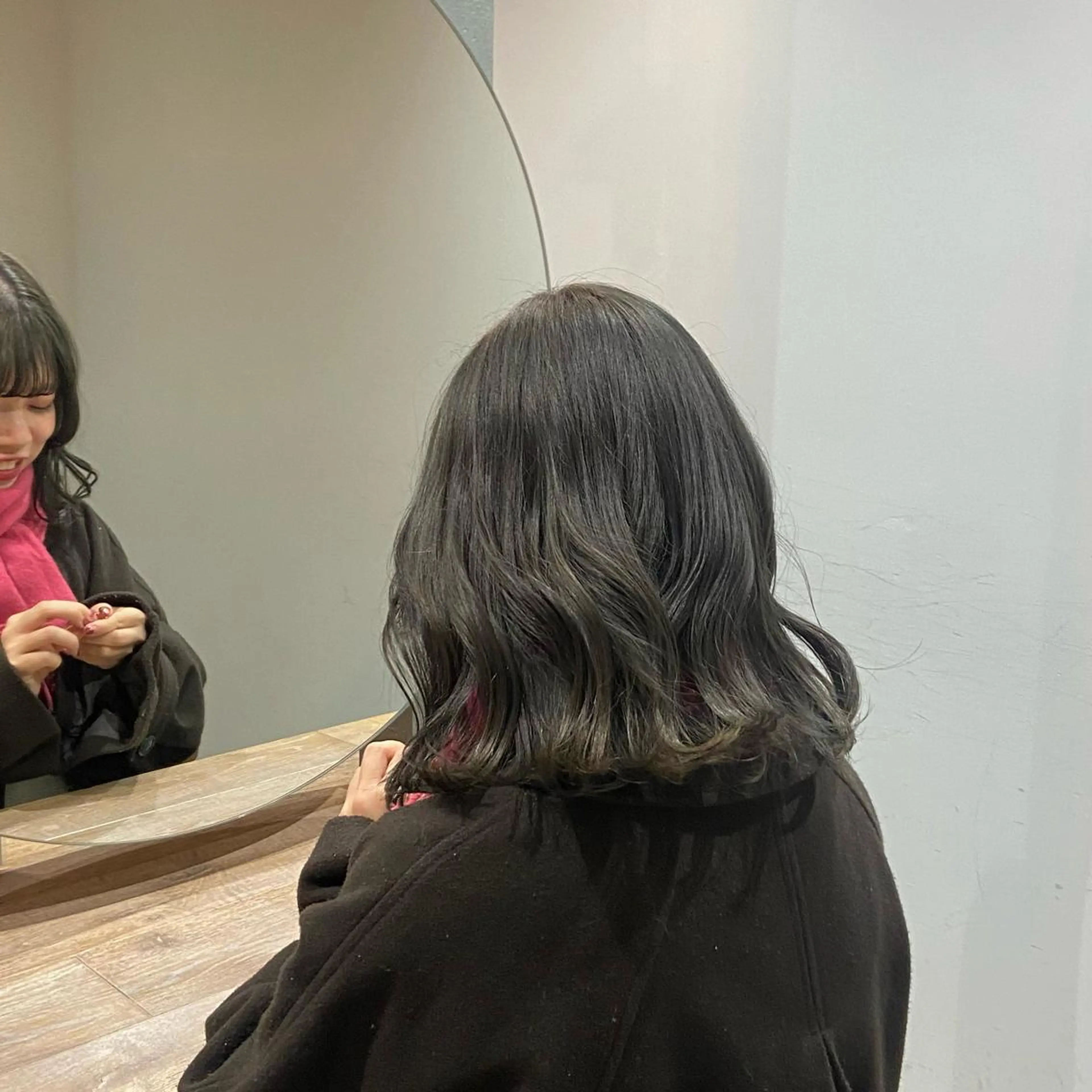カラー ダブルカラー グレージュ オリーブグレージュ オリーブグレー Mori Aimiのヘアスタイル