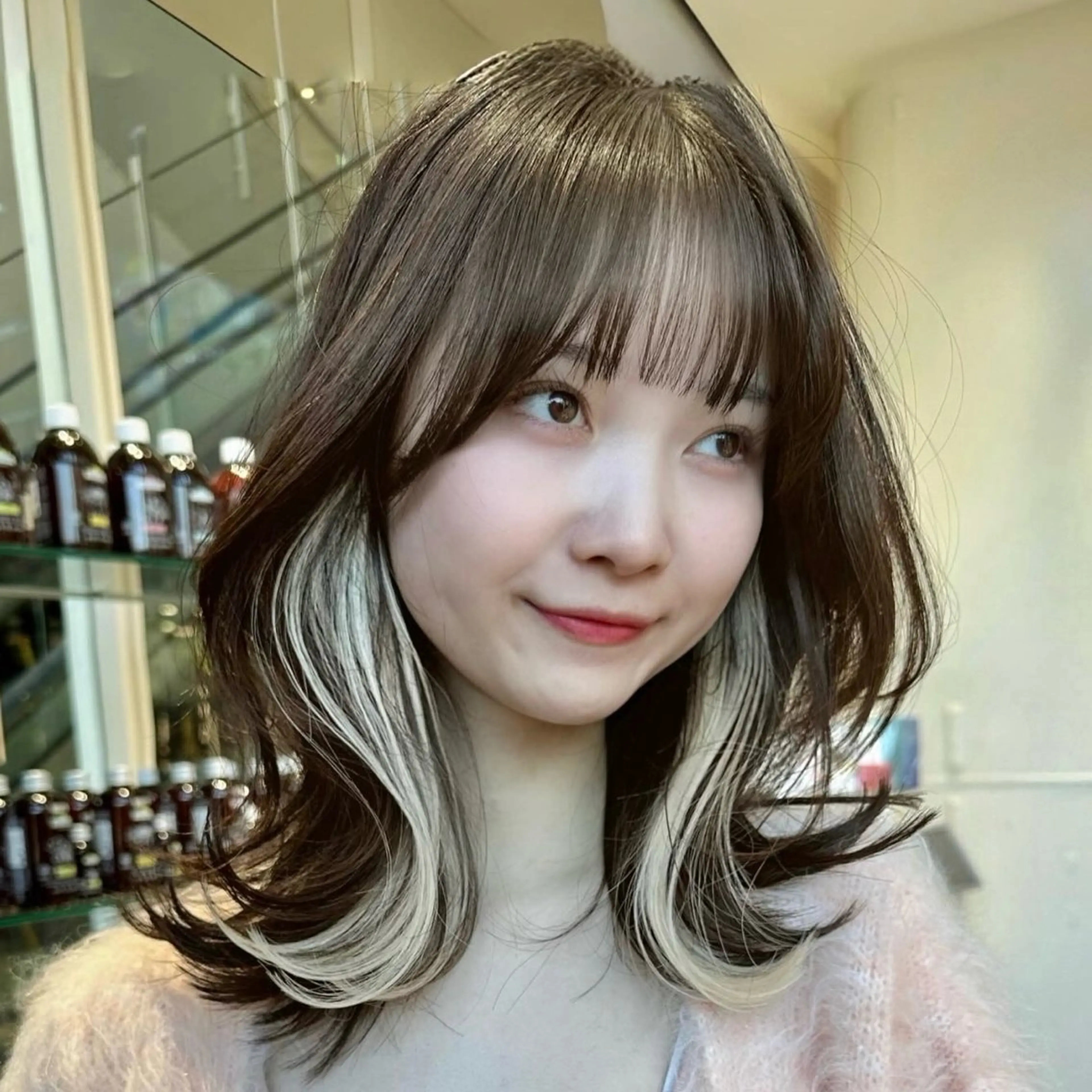 ミディアム カット ヘアカラー Zinaセントラル銀座所属・髪質改善🪄 イルミナカラー岩谷のヘアスタイル