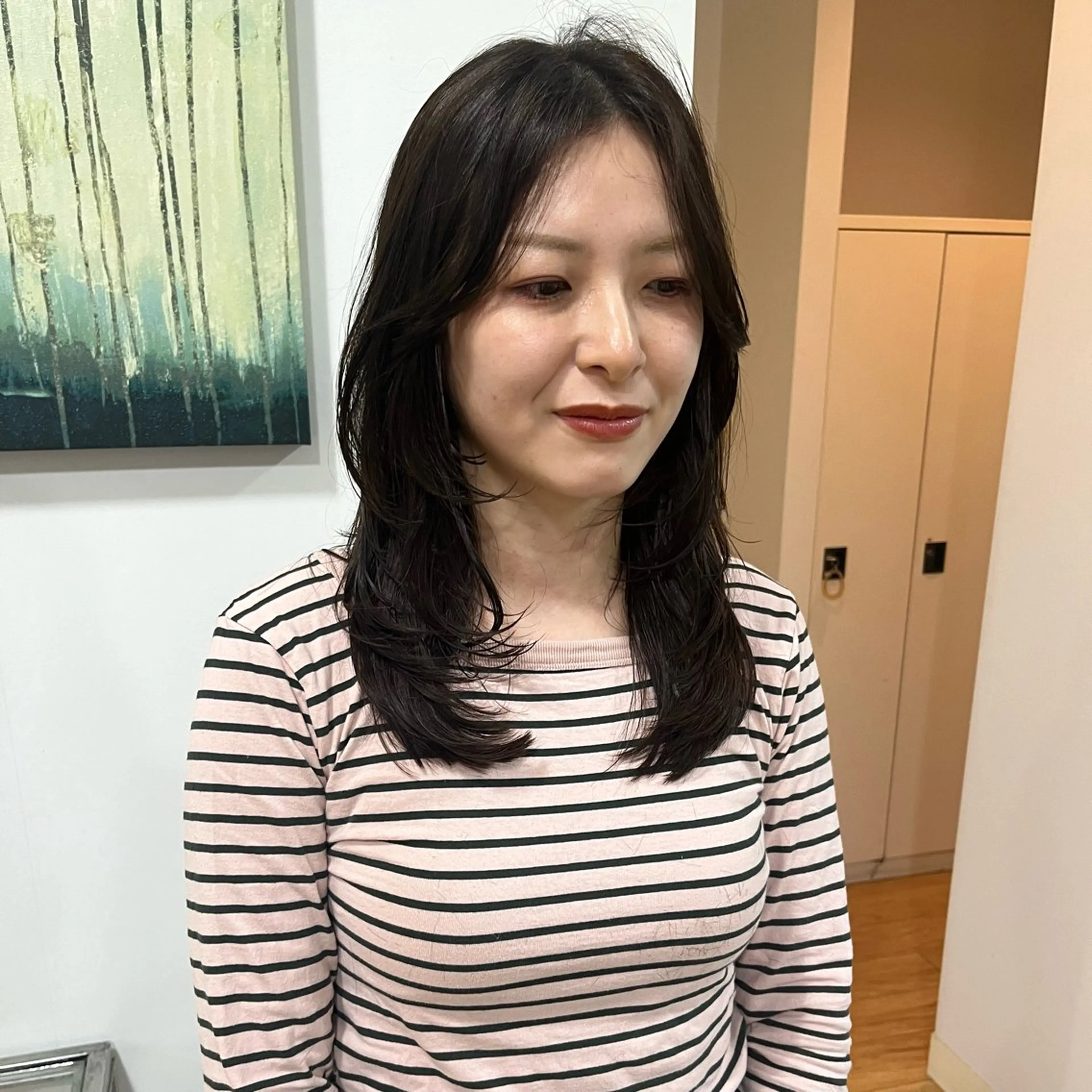 ロング レイヤーカット 宮成 佳歩のヘアスタイル