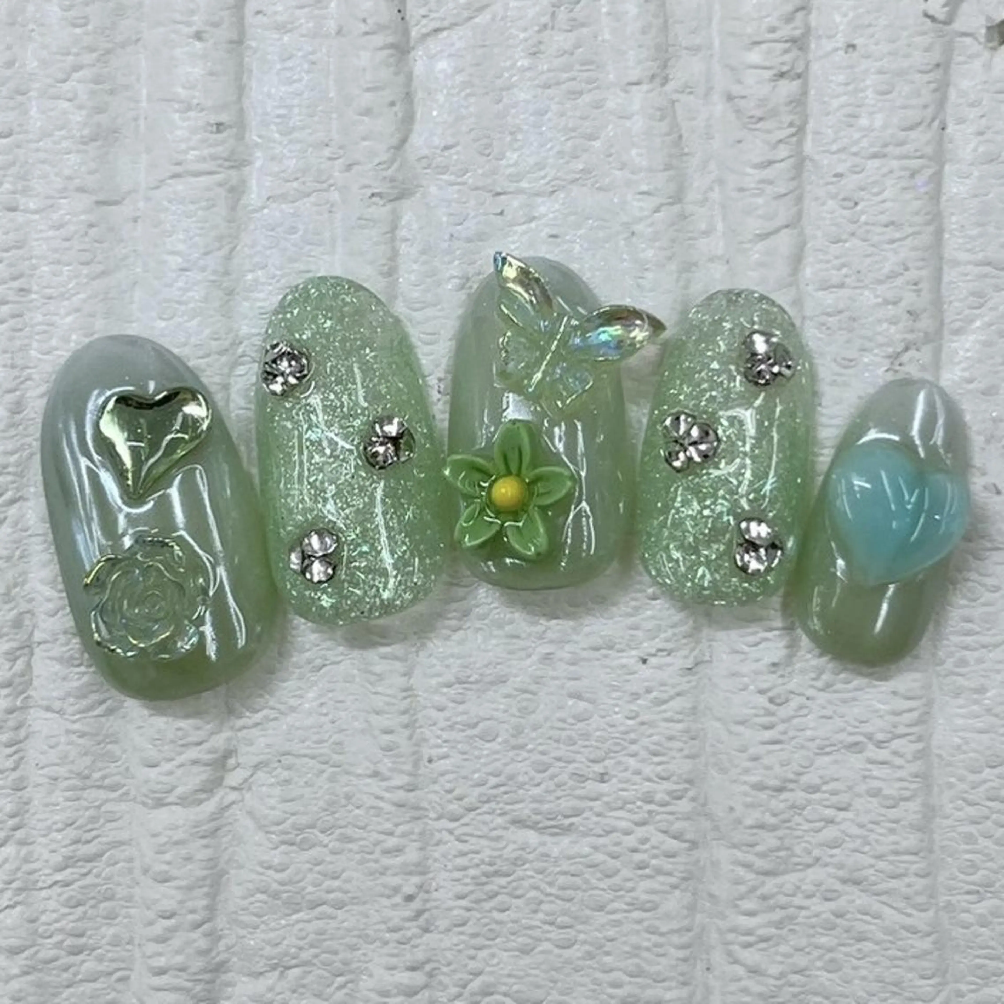 ネイル Nail salon Honey Beeのネイルデザイン