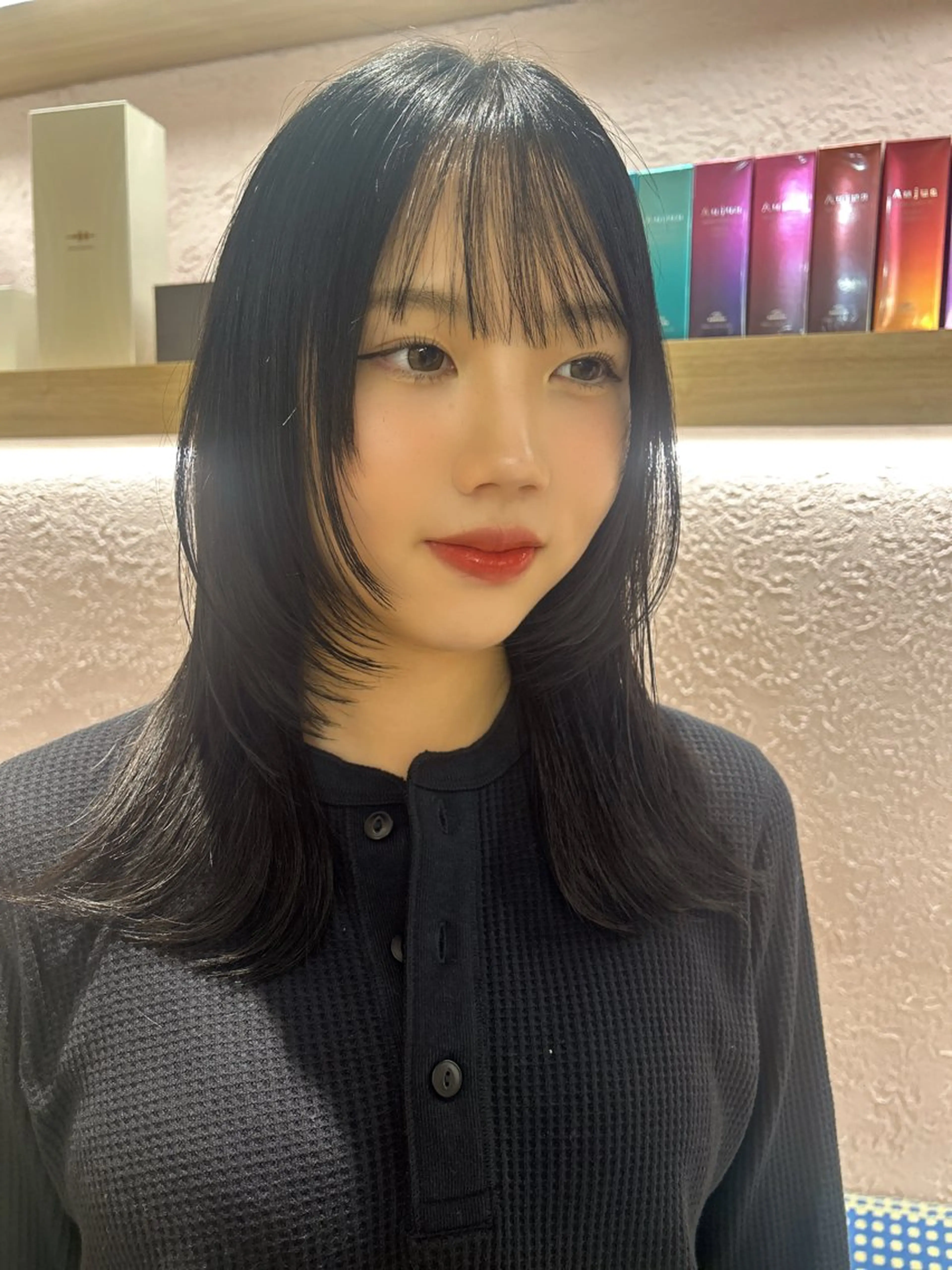 お顔周りレイヤーカットの写真