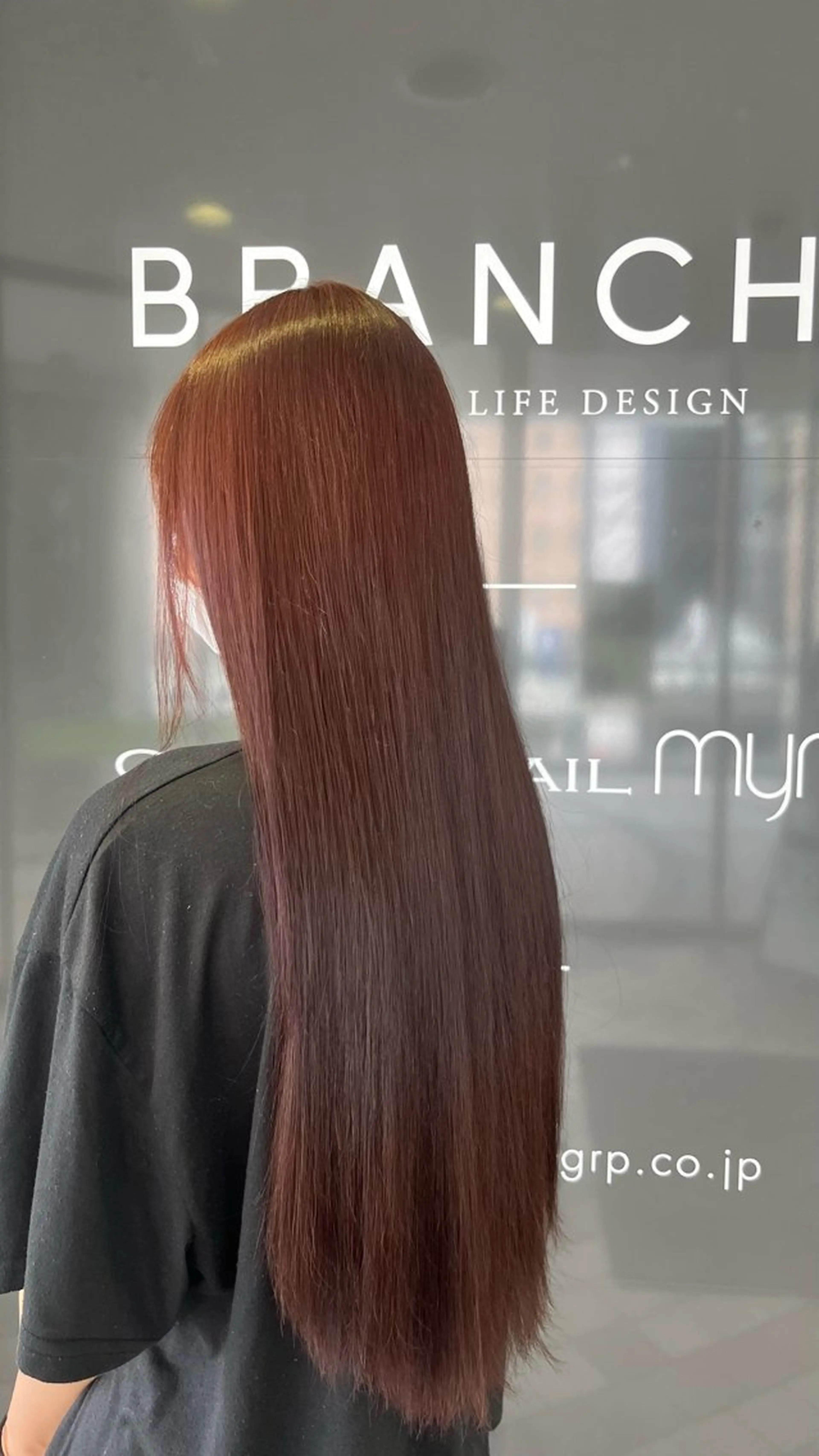 ロング カラー ブリーチ ブラウンカラー オレンジ オレンジブラウン 髙木琉菜／レイヤー パーソナルカラーのヘアスタイル