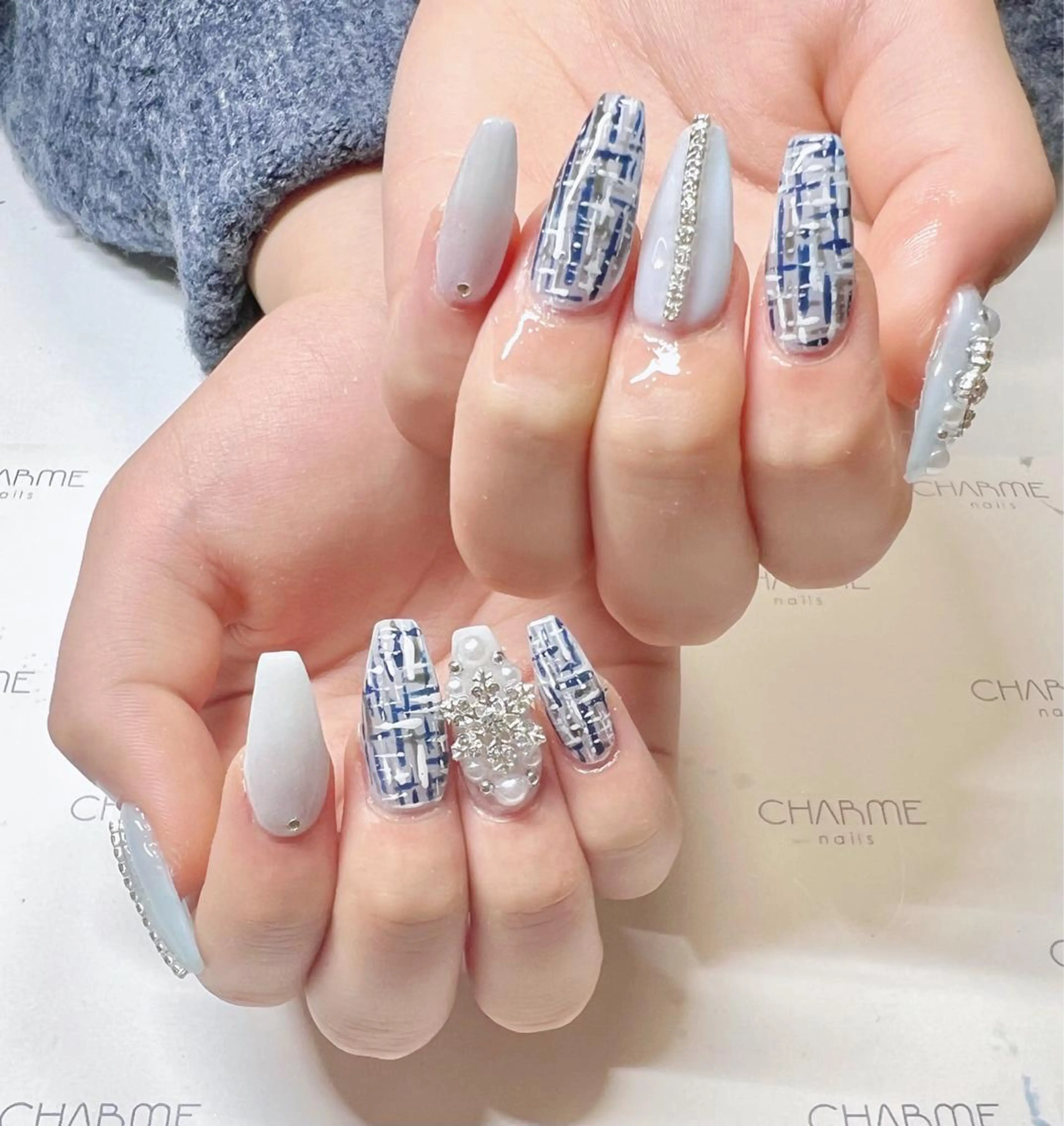 ネイル ツイードネイル ハンドネイル CHARME 🤎〔RINA〕のネイルデザイン