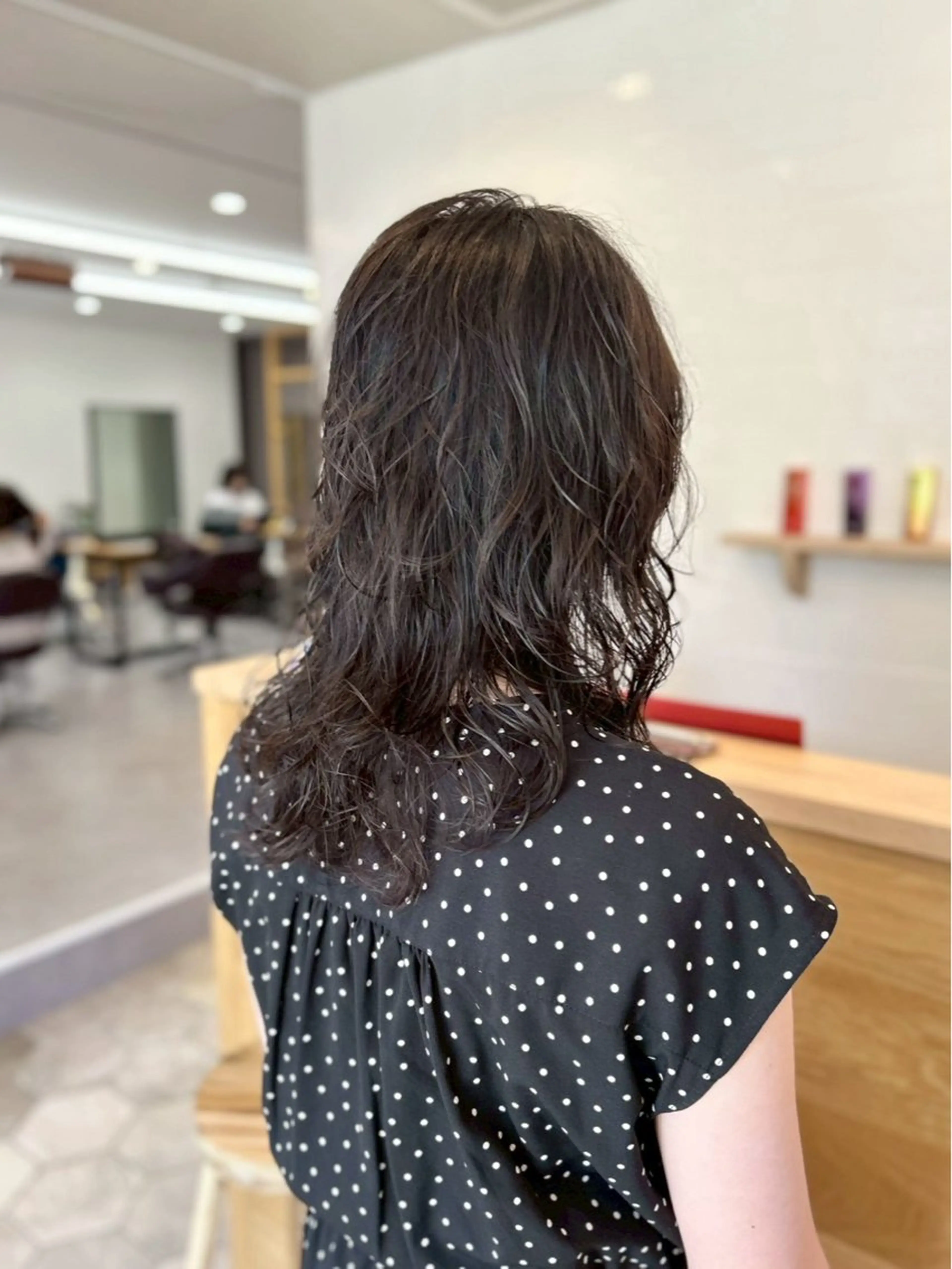 ミディアム ミディアムパーマ レイヤーカット ウルフカット カット パーマ 【成増serein】 🎀*゚Hinataのヘアスタイル