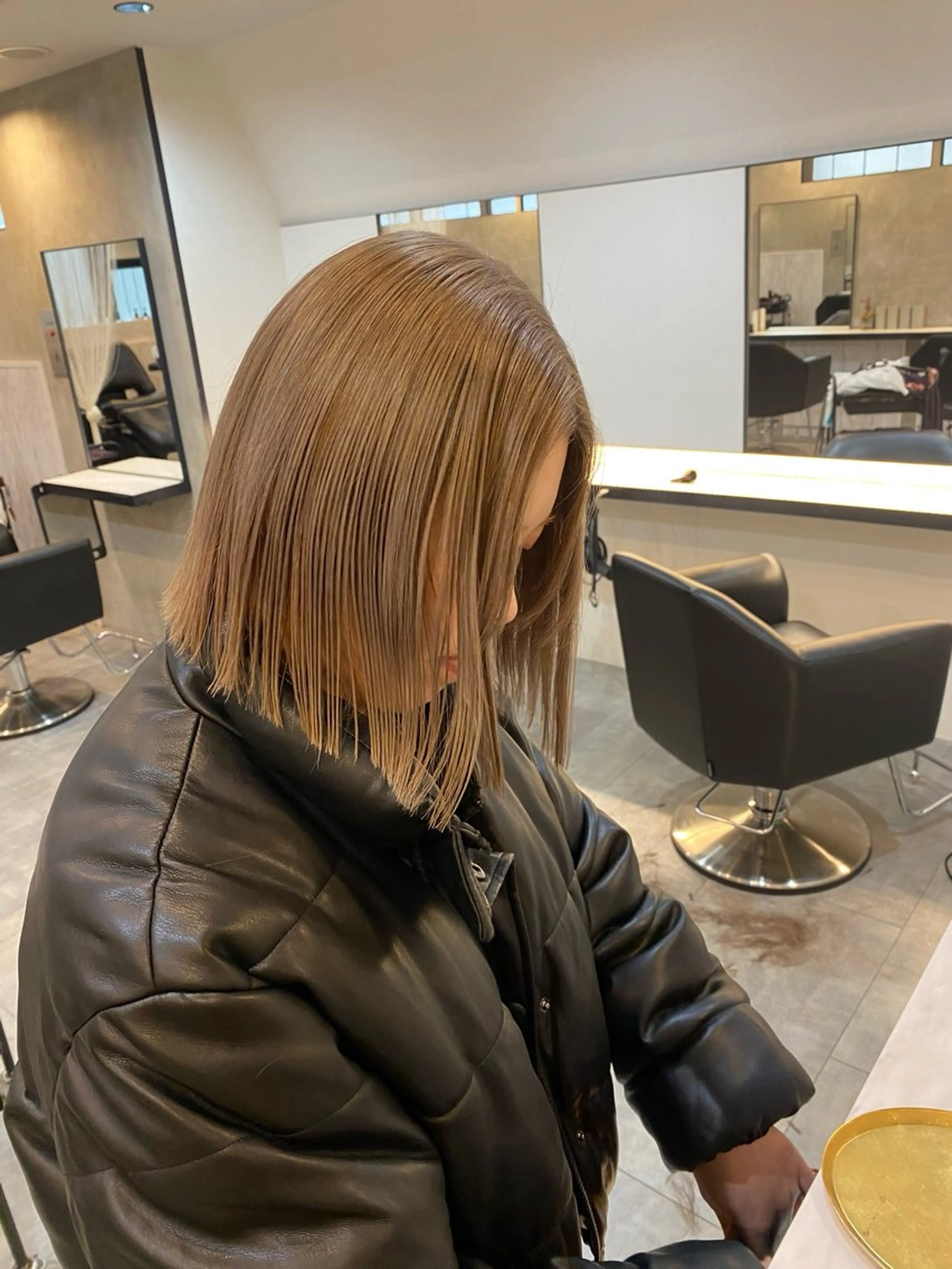 ミディアム ヘアカラー 🍑 モモカ🍑のヘアスタイル