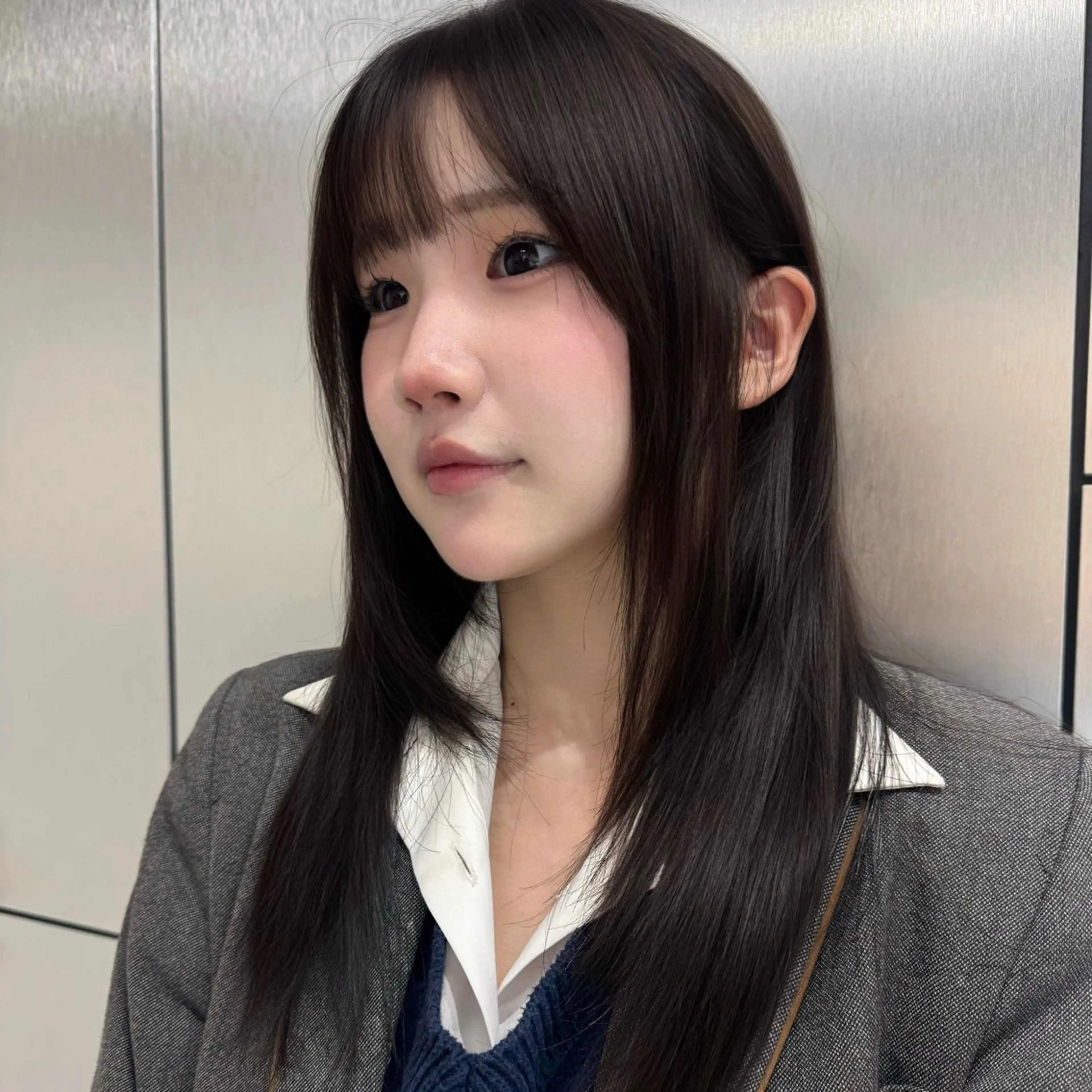 ロング ヘアカラー vivie Madokaのヘアスタイル