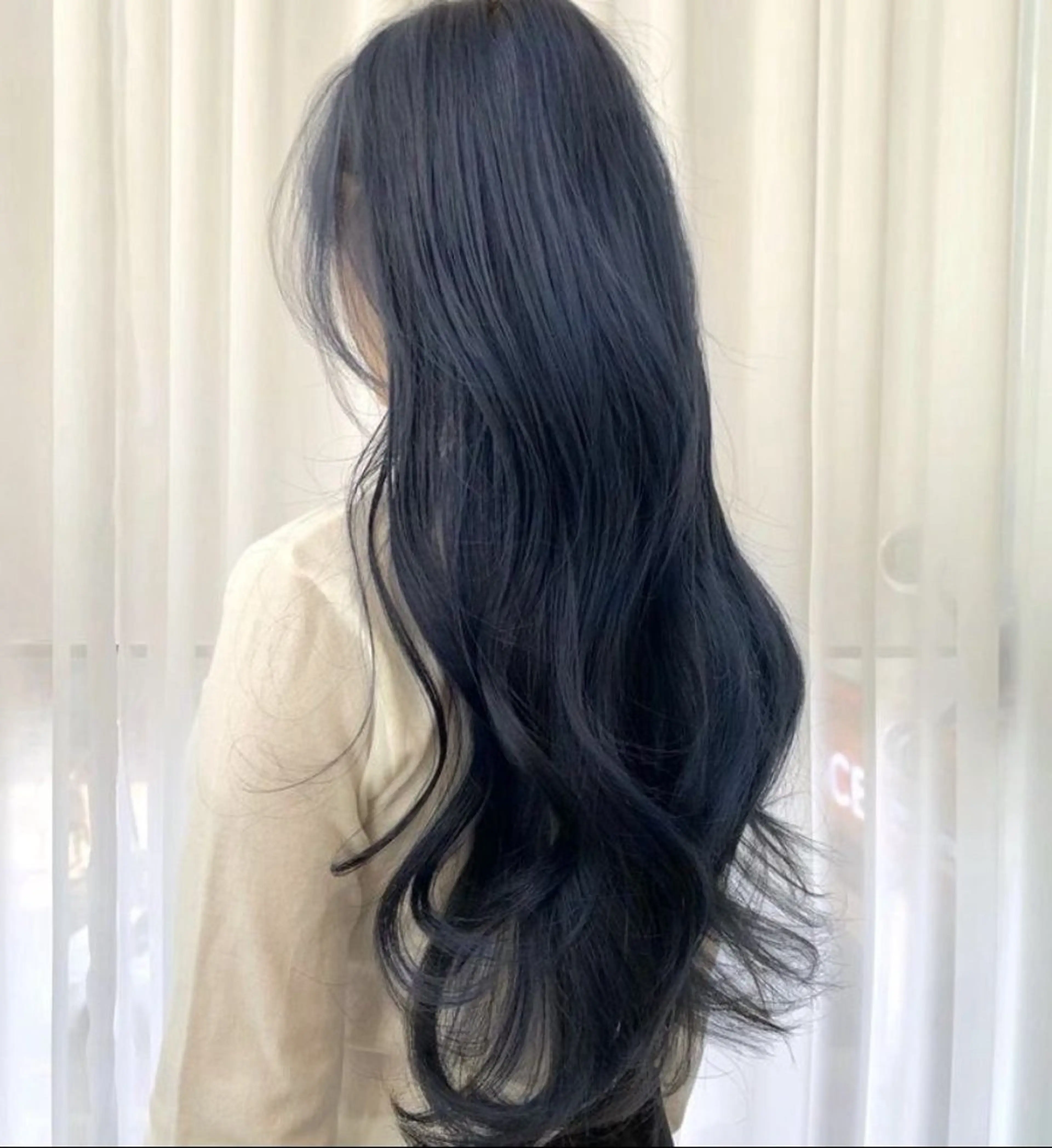 ロング ヨシンモリ 韓国風ヘア ヘアカラー ナナカ 🎀のヘアスタイル