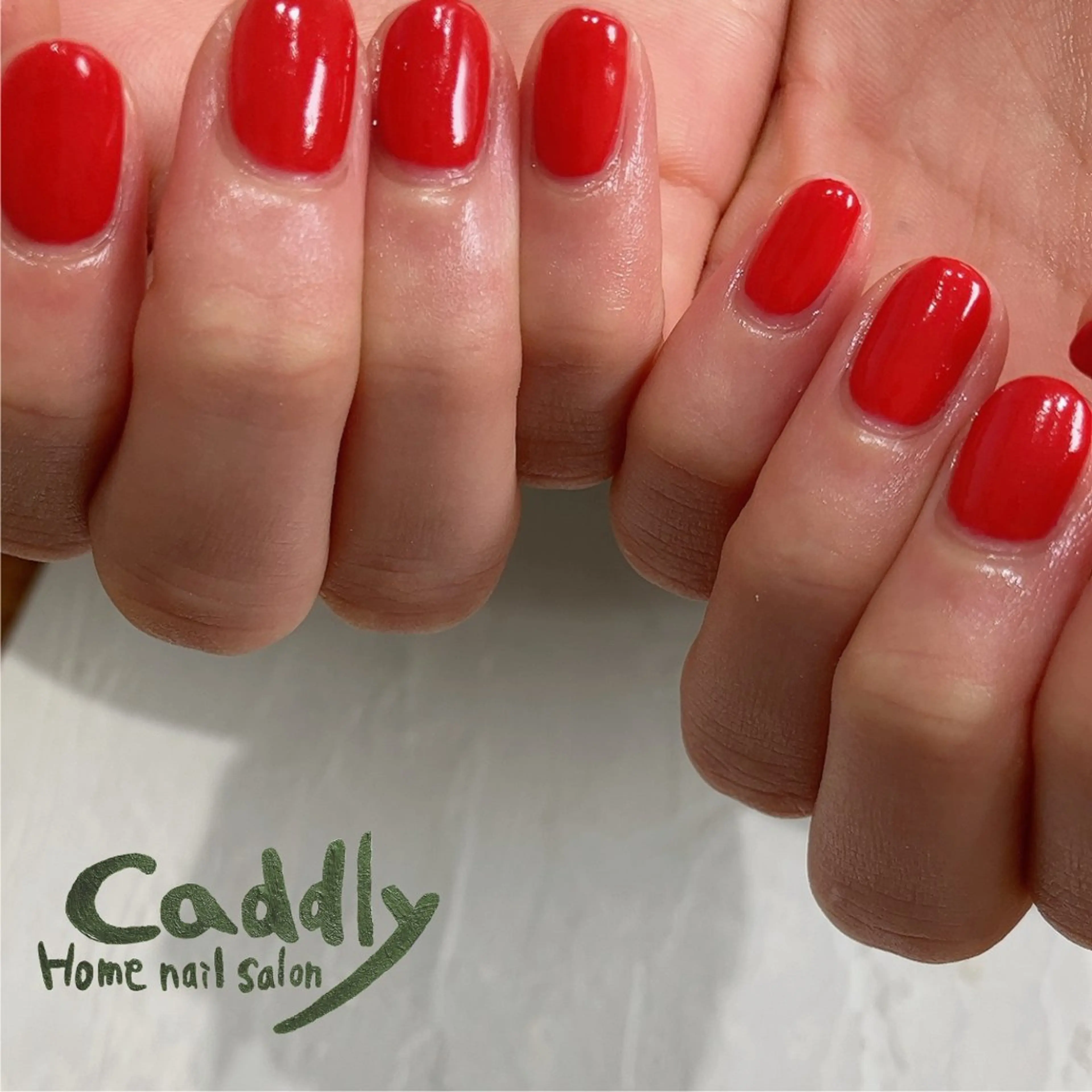 ネイル 赤色 ハンドネイル caddly naoのネイルデザイン