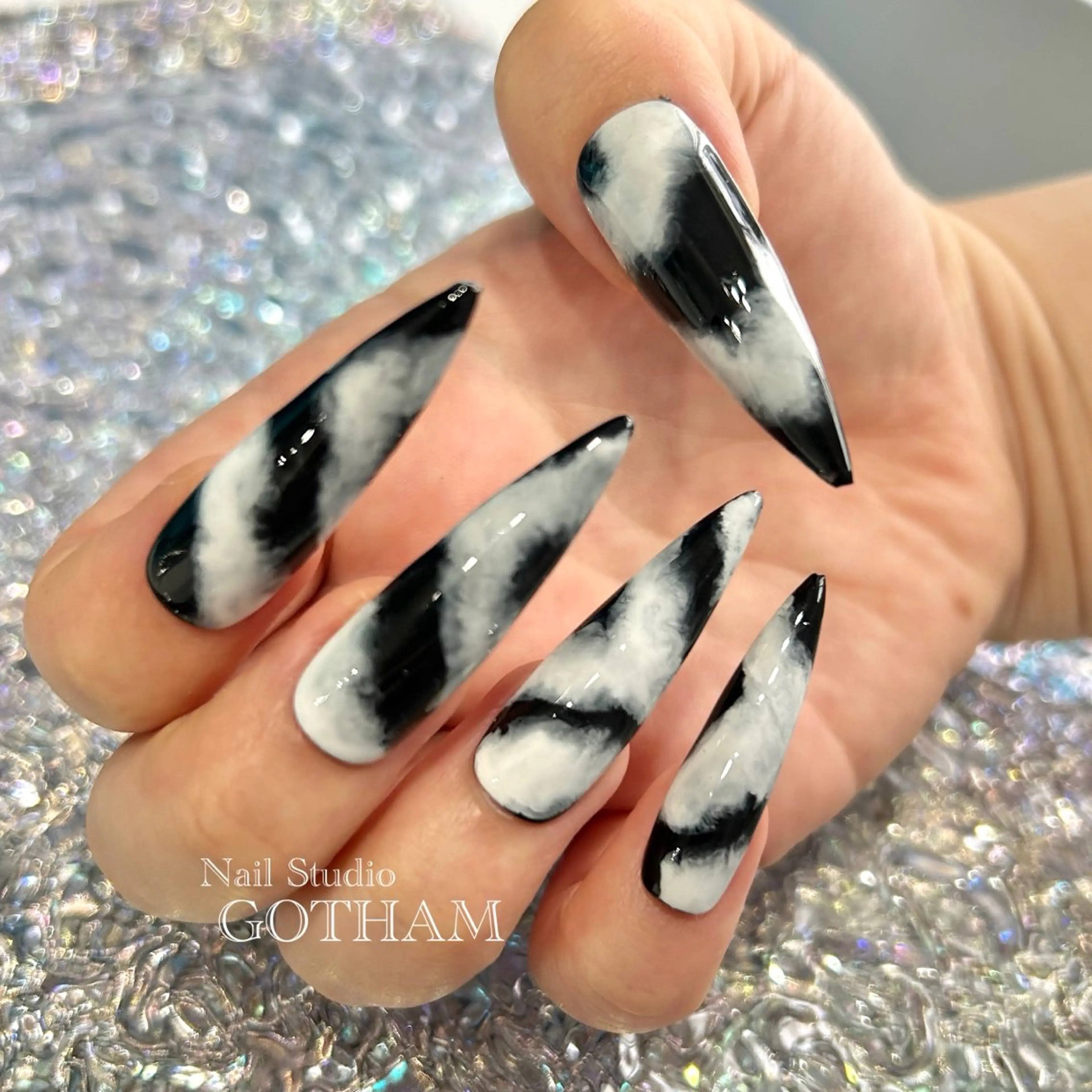 ネイル ハンドネイル Nail Studio GOTHAM所属・高円寺駅からすぐ🌈 ネイルGOTHAMのネイルデザイン