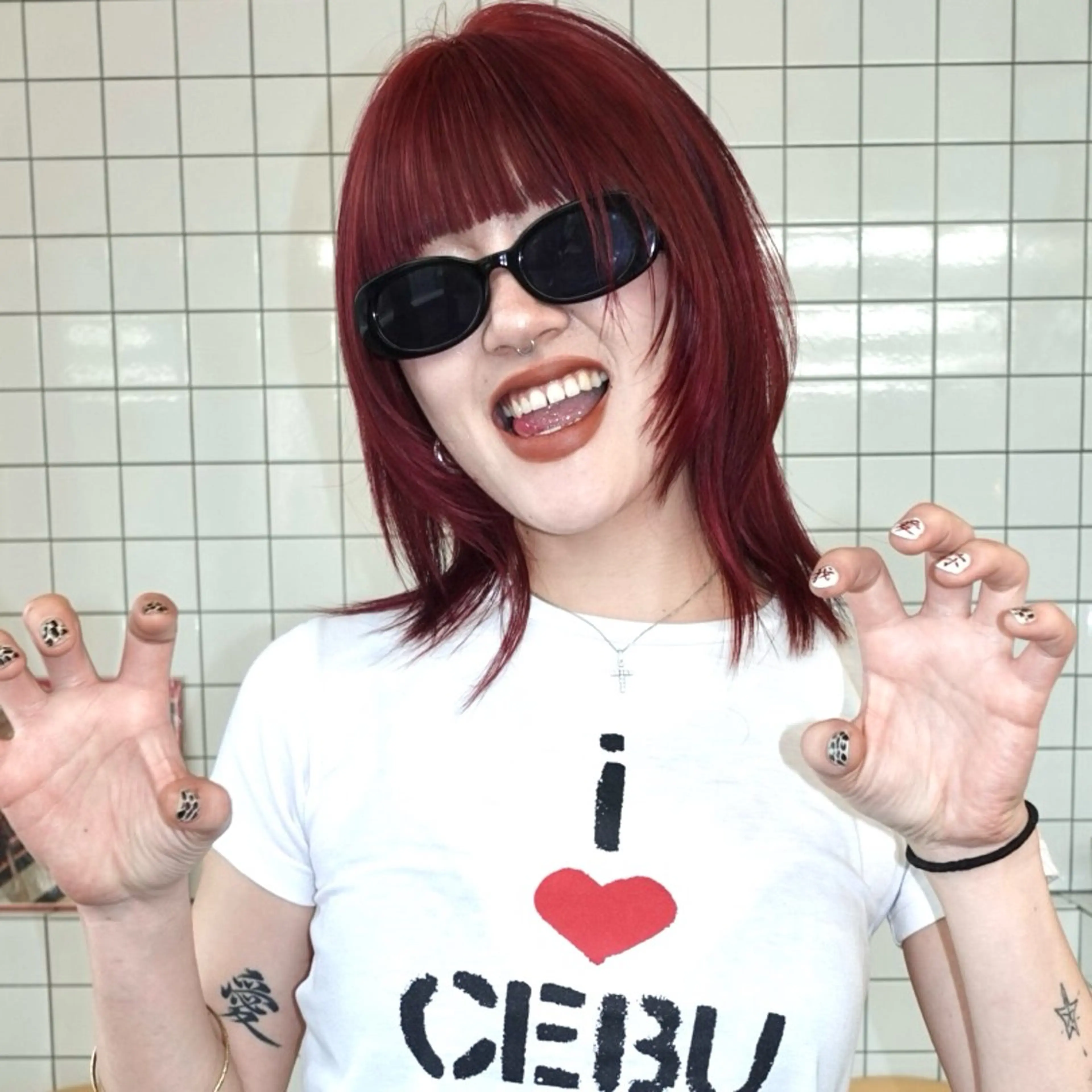 ミディアム カラー 黒髪 ブラウンカラー 透明感カラー 顔周りカット ハッシュカット momo もものヘアスタイル