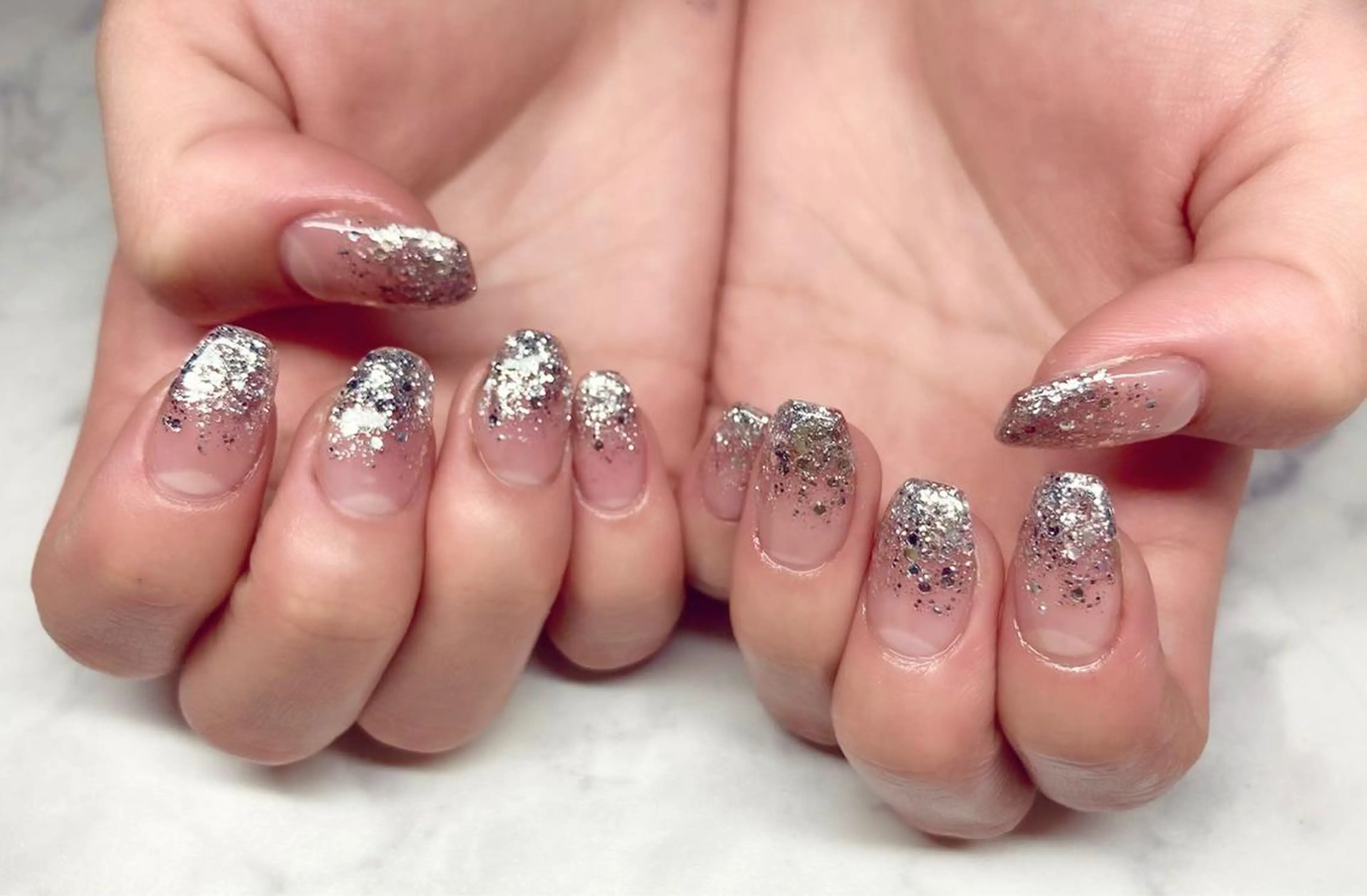 ネイル ジェルネイル ラメ(グリッター) ラメグラデーション パラジェル スカルプネイル ハンドネイル Nail&eye Belire 新宿のネイルデザイン