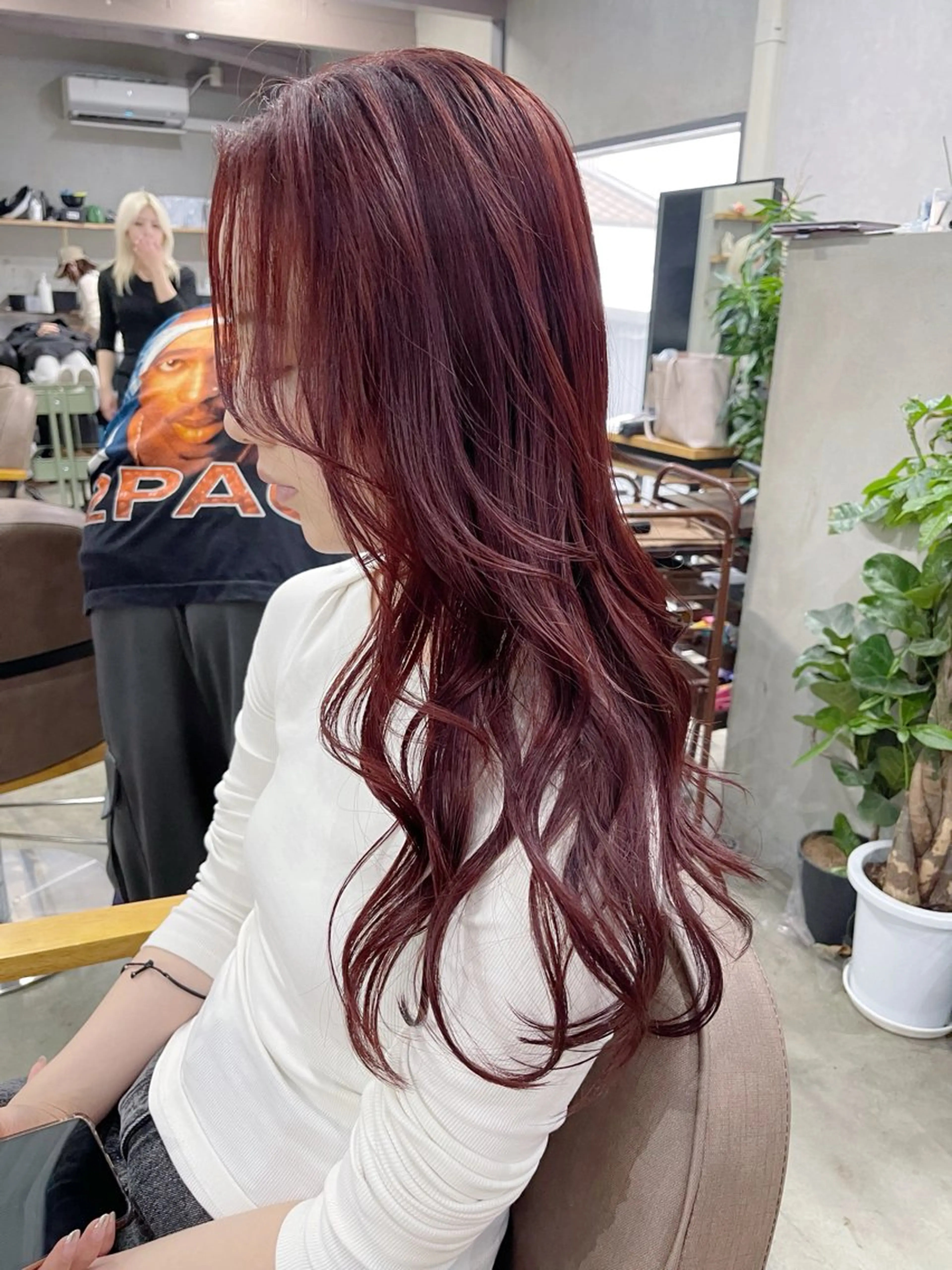 セミロング カラー レッドカラー レイヤーカット ヘアカラー トリートメント AiM 大名　似合わせカットのヘアスタイル
