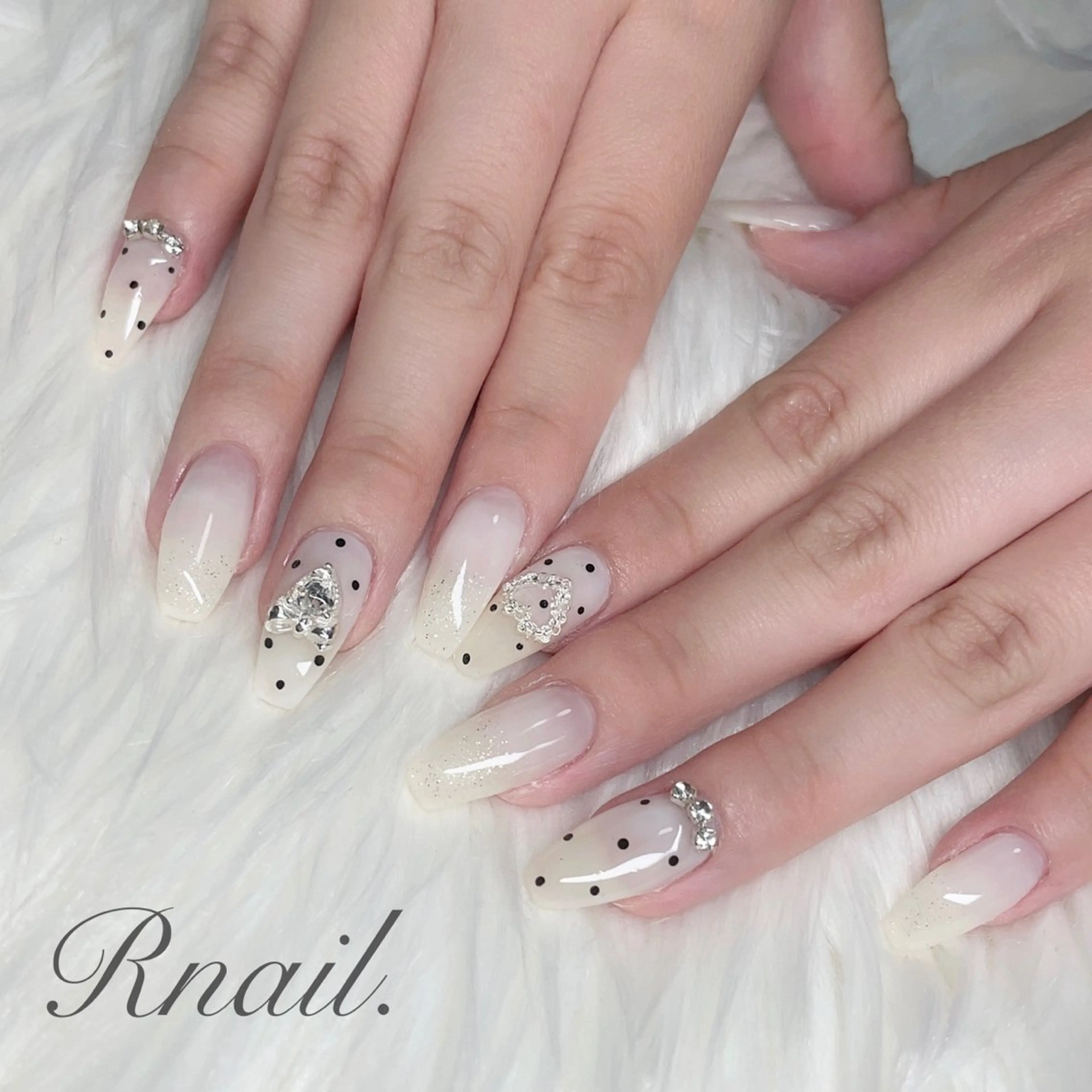 ネイル ハンドネイル R nail.のネイルデザイン