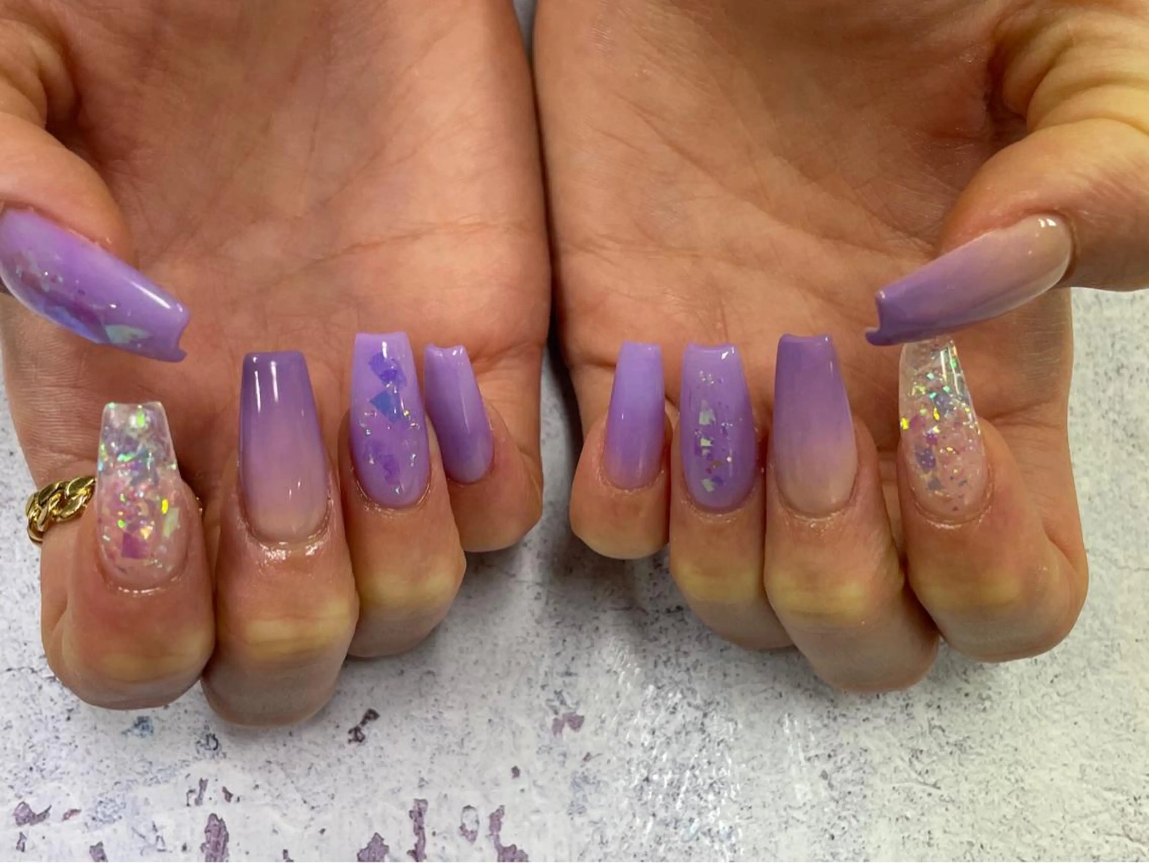 ネイル nailstudio eviz新宿店のネイルデザイン