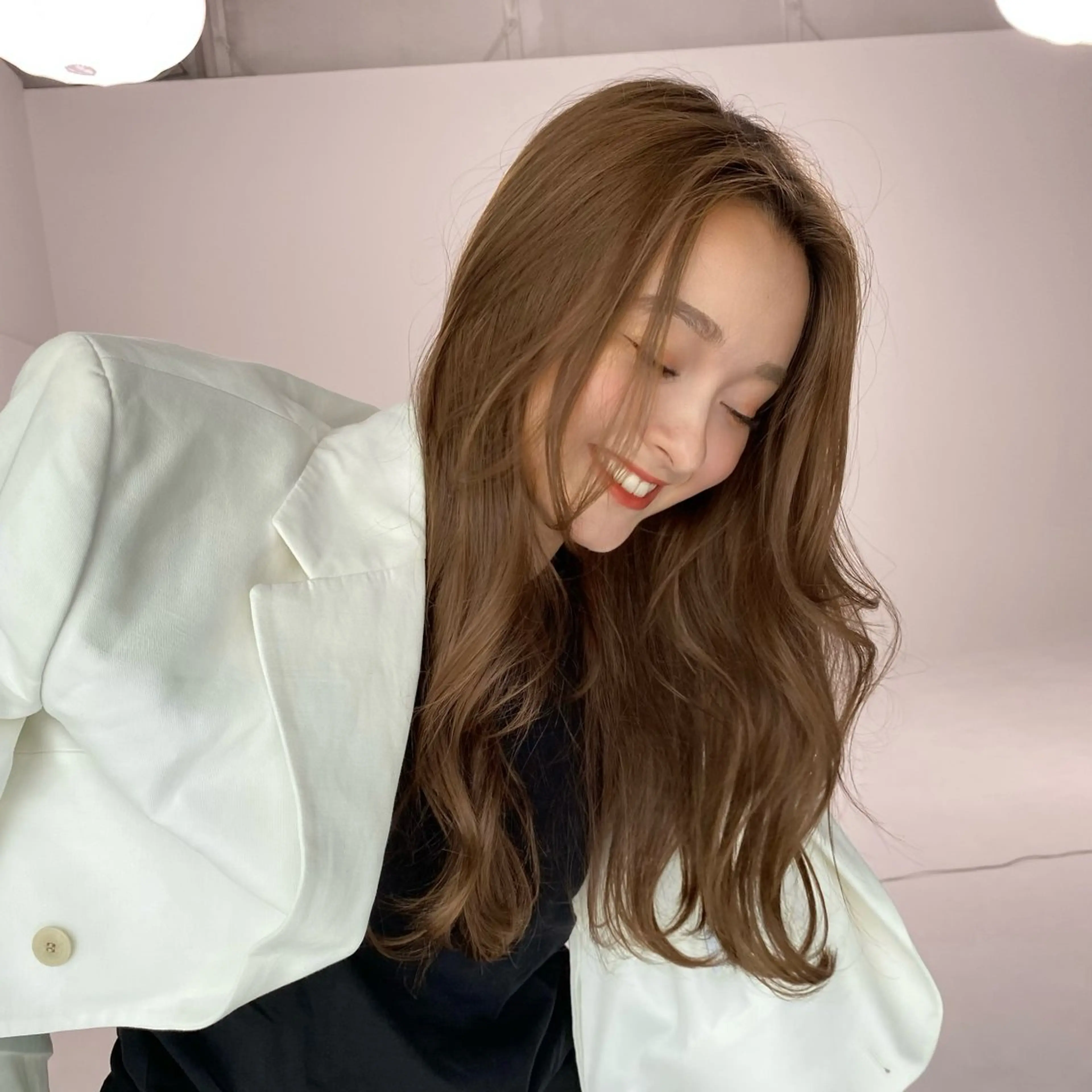 海外風Wカラー×ケアトリートメント〈モデル限定〉の写真