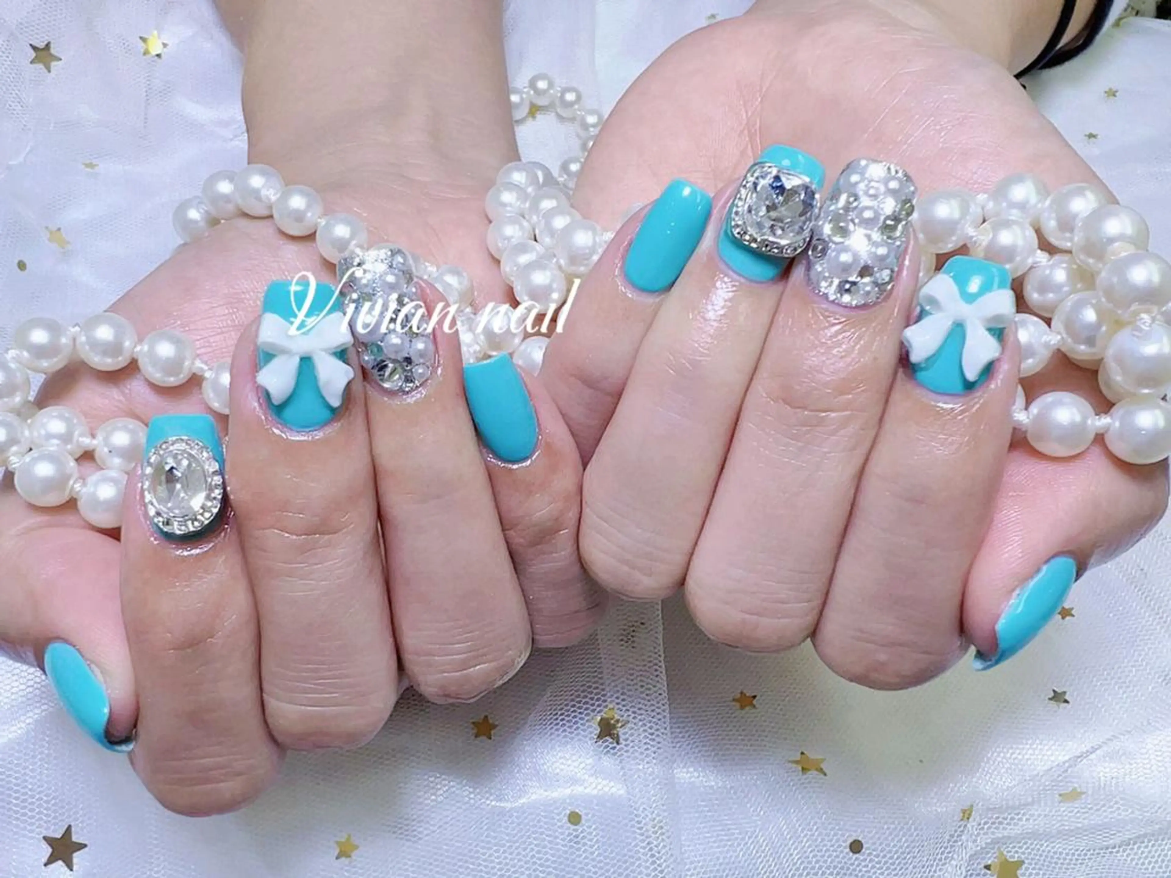 ネイル VIVIAN エイのネイルデザイン