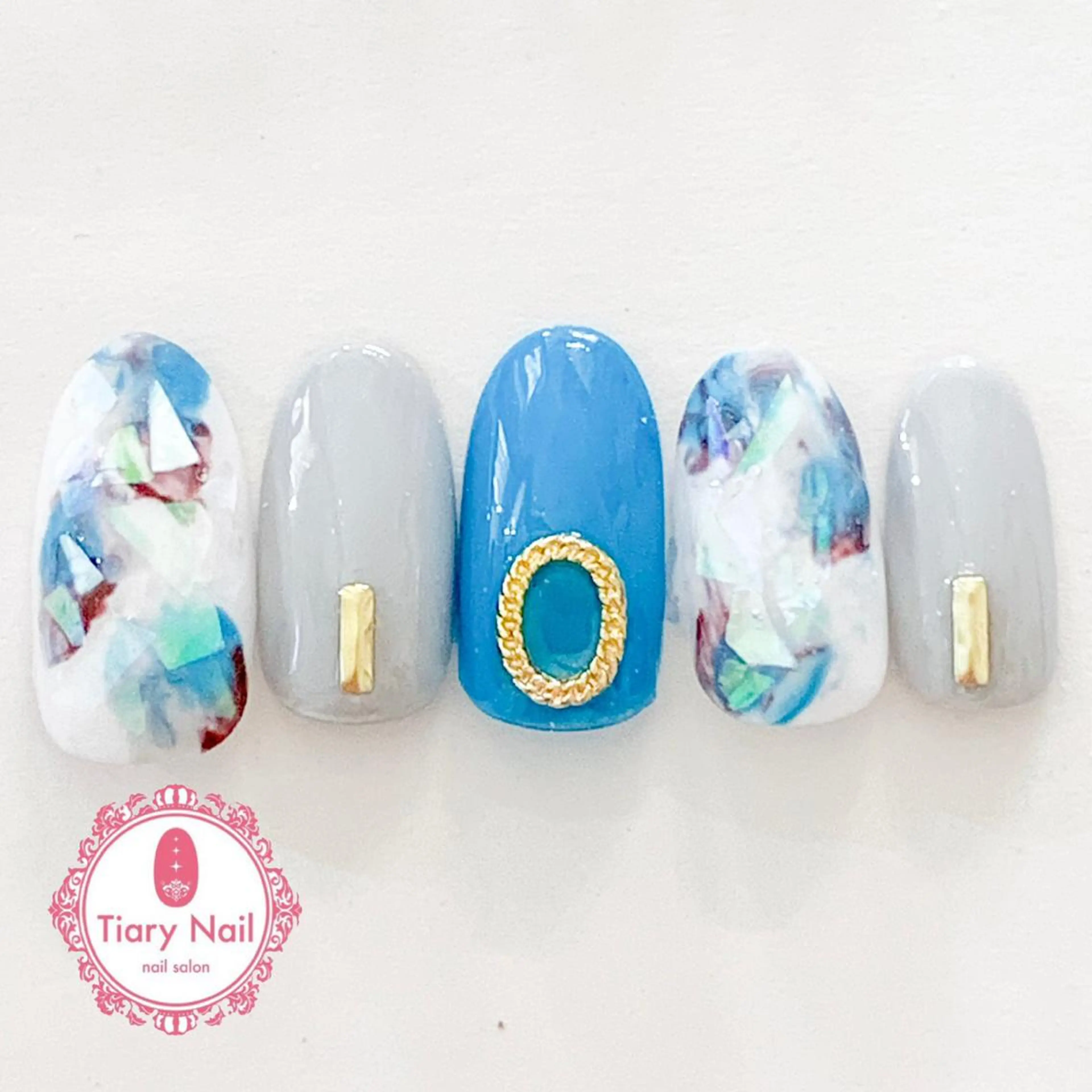ネイル tiarynail K K🐼のネイルデザイン
