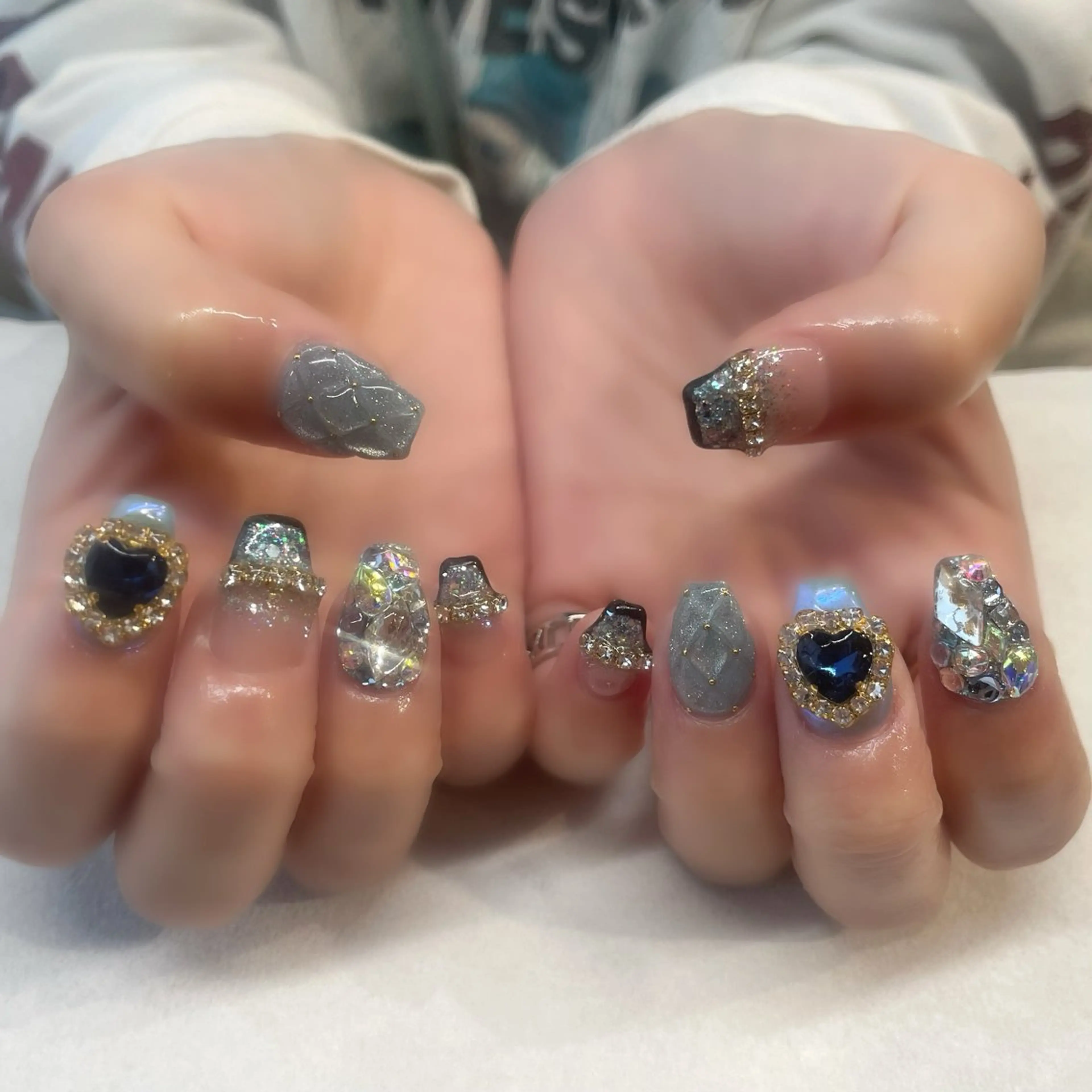 ネイル ハンドネイル 💎🐰 saki. m 🐰💎のネイルデザイン