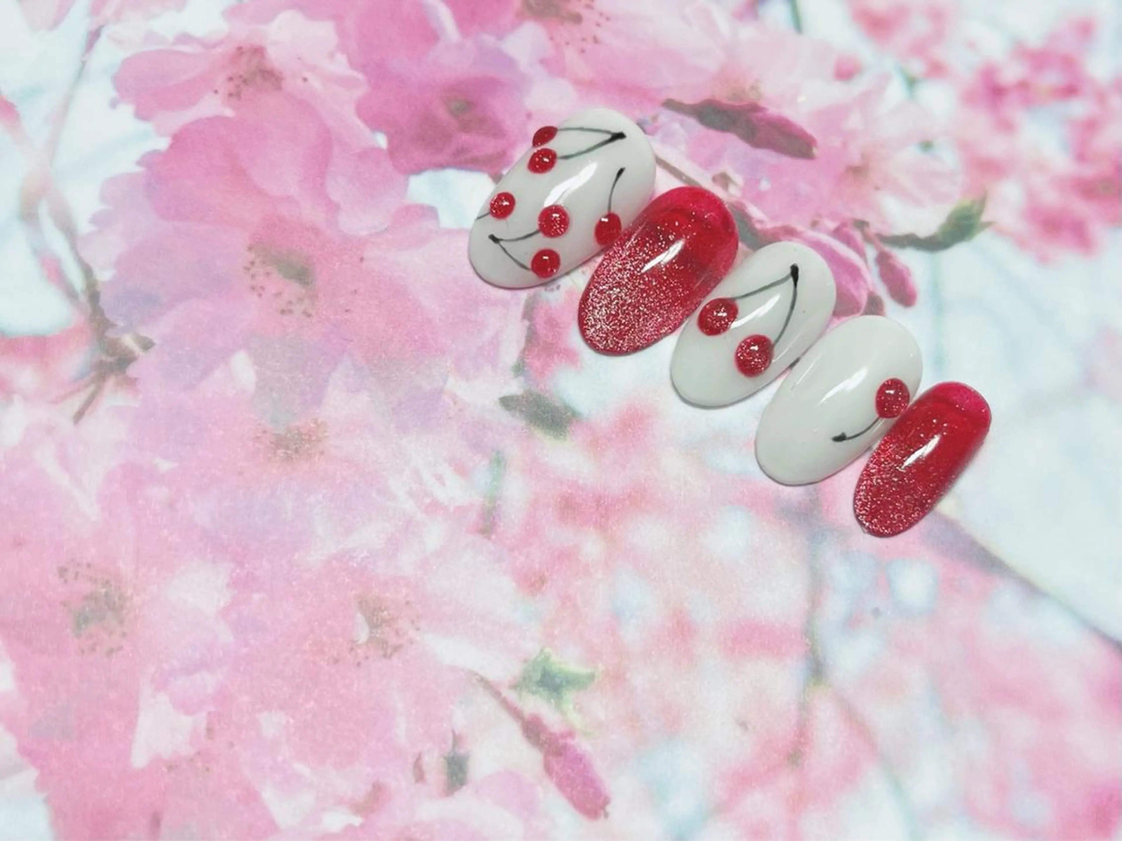 ネイル マグネットネイル ハンドネイル ネイルサロン アティロンのネイルデザイン