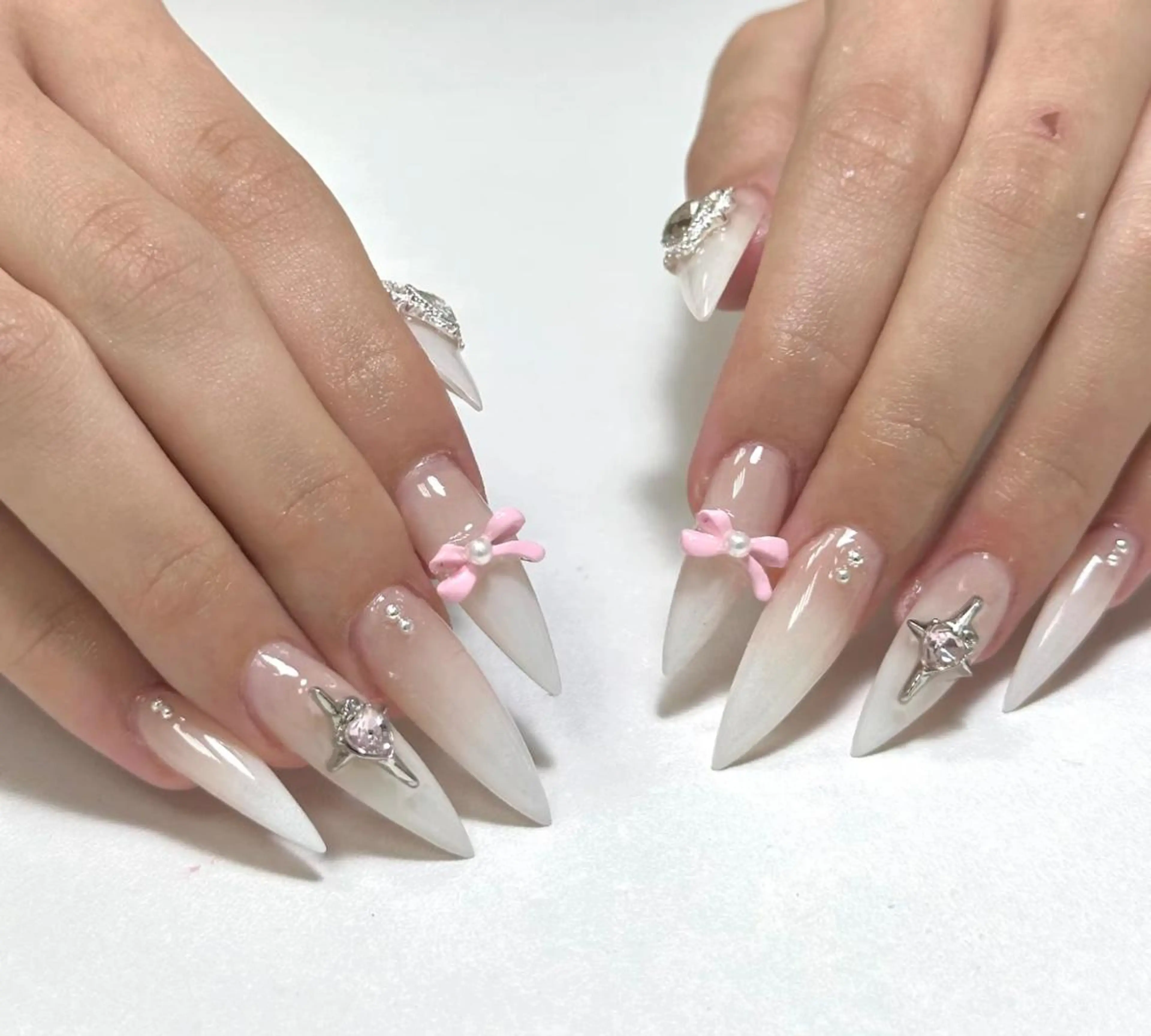 ネイル ハンドネイル エリ🫧 nail池袋東口のネイルデザイン