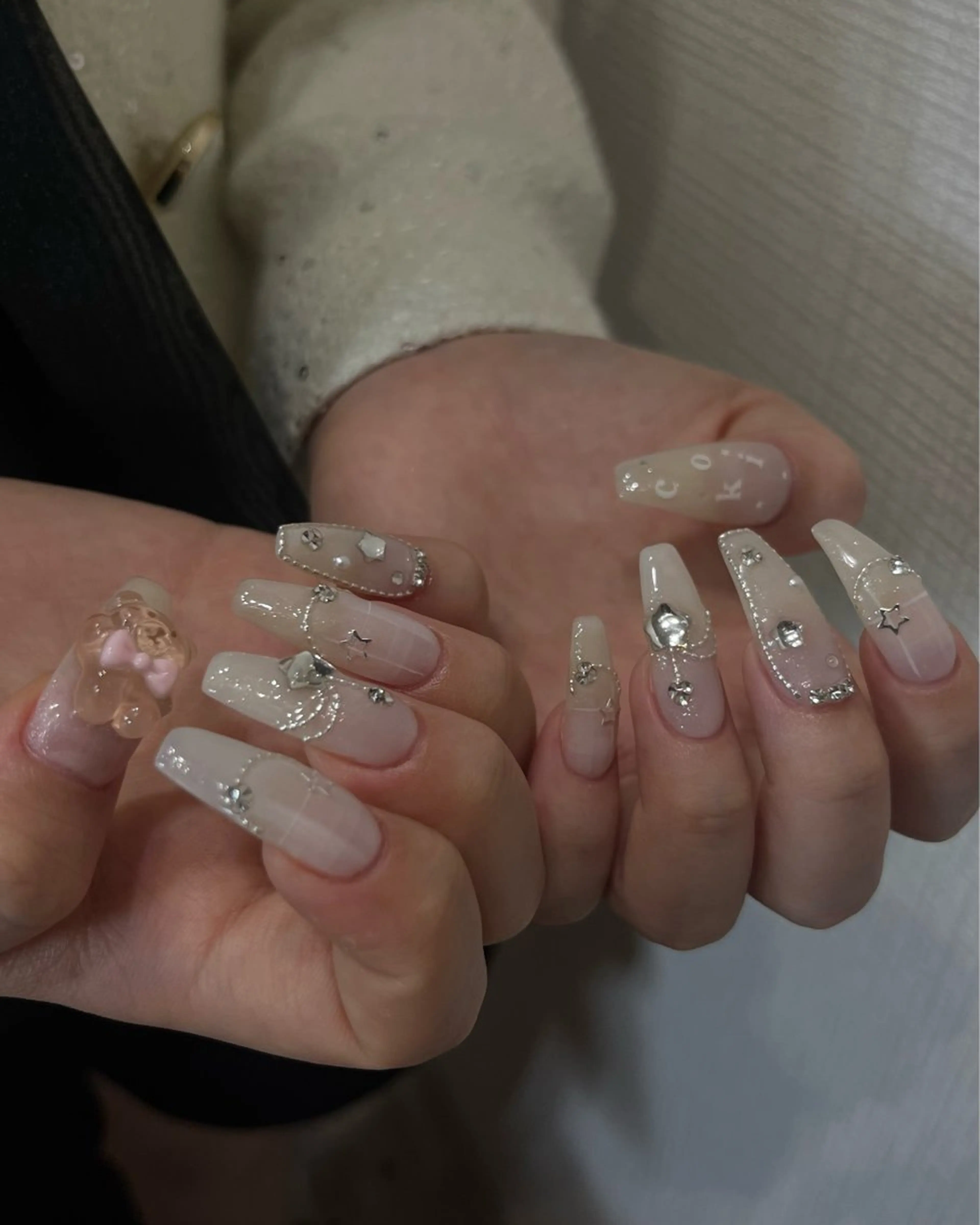 ネイル アートネイル ガーリー ハンドネイル atelier moi所属・atelier moiのネイルデザイン