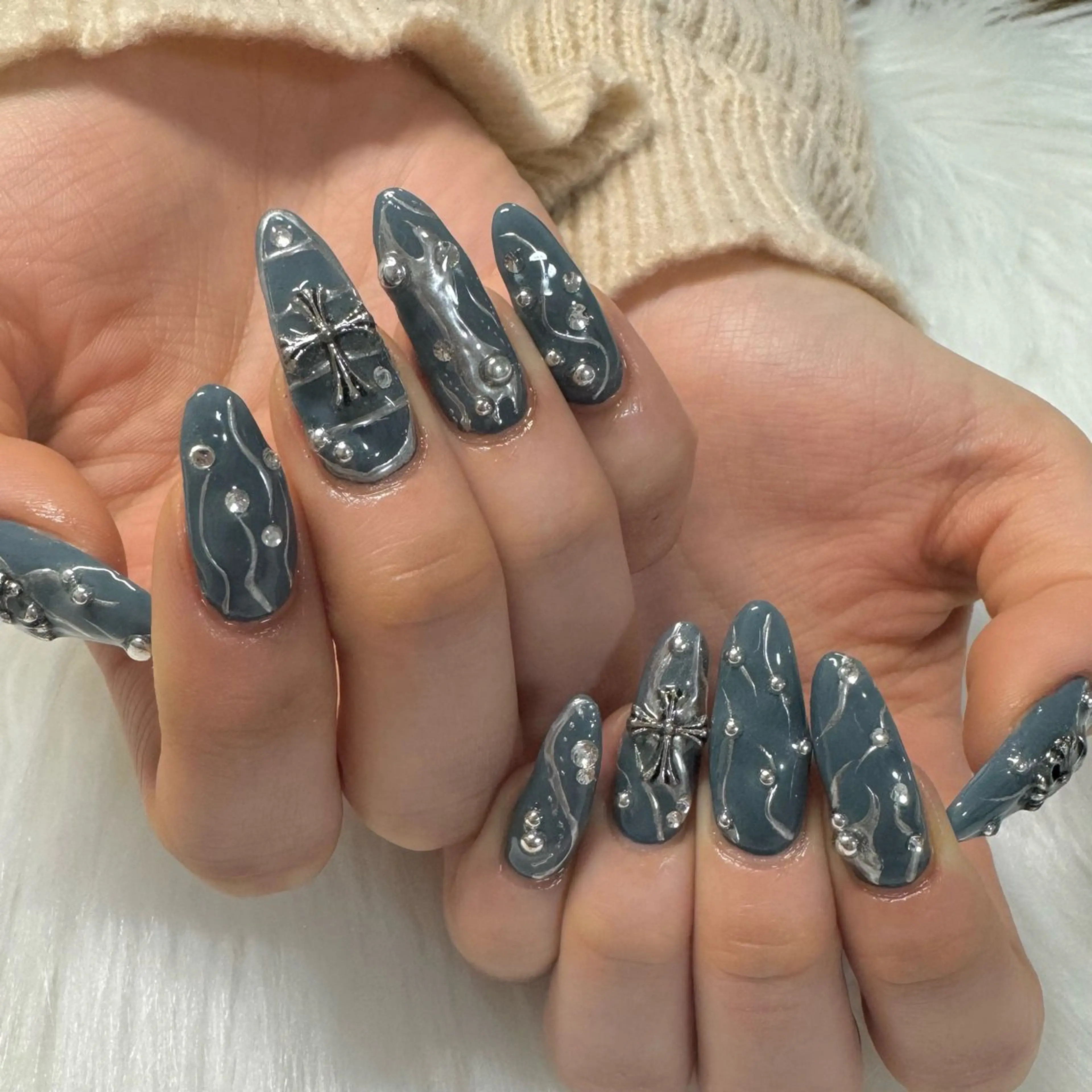 ネイル ハンドネイル 黒川 実祐のネイルデザイン