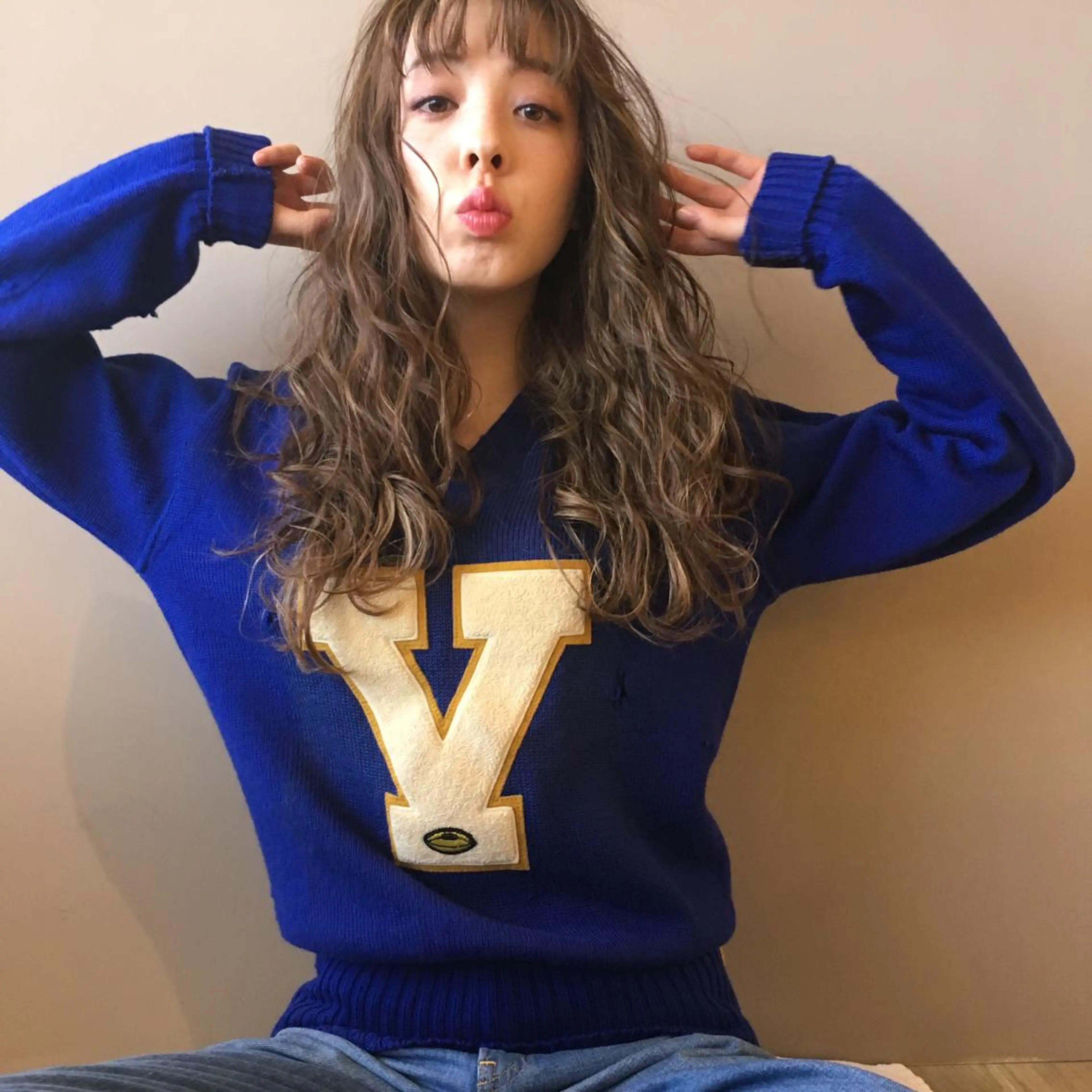 ロング カラー グレージュ ハイライトカラー ハイライト レイヤーカット BLend 渋谷のヘアスタイル