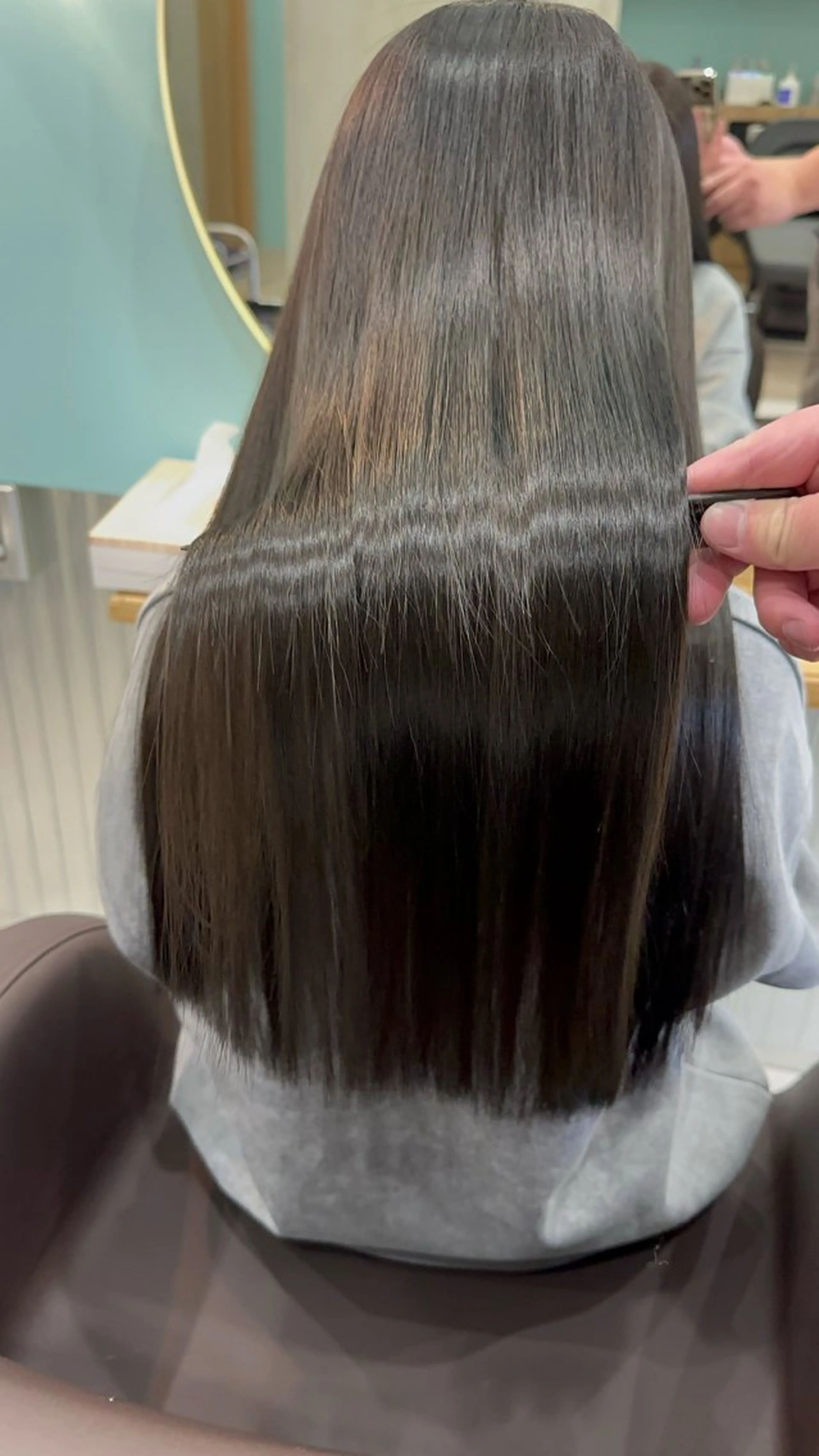 ロング カワカミ ユウダイのヘアスタイル