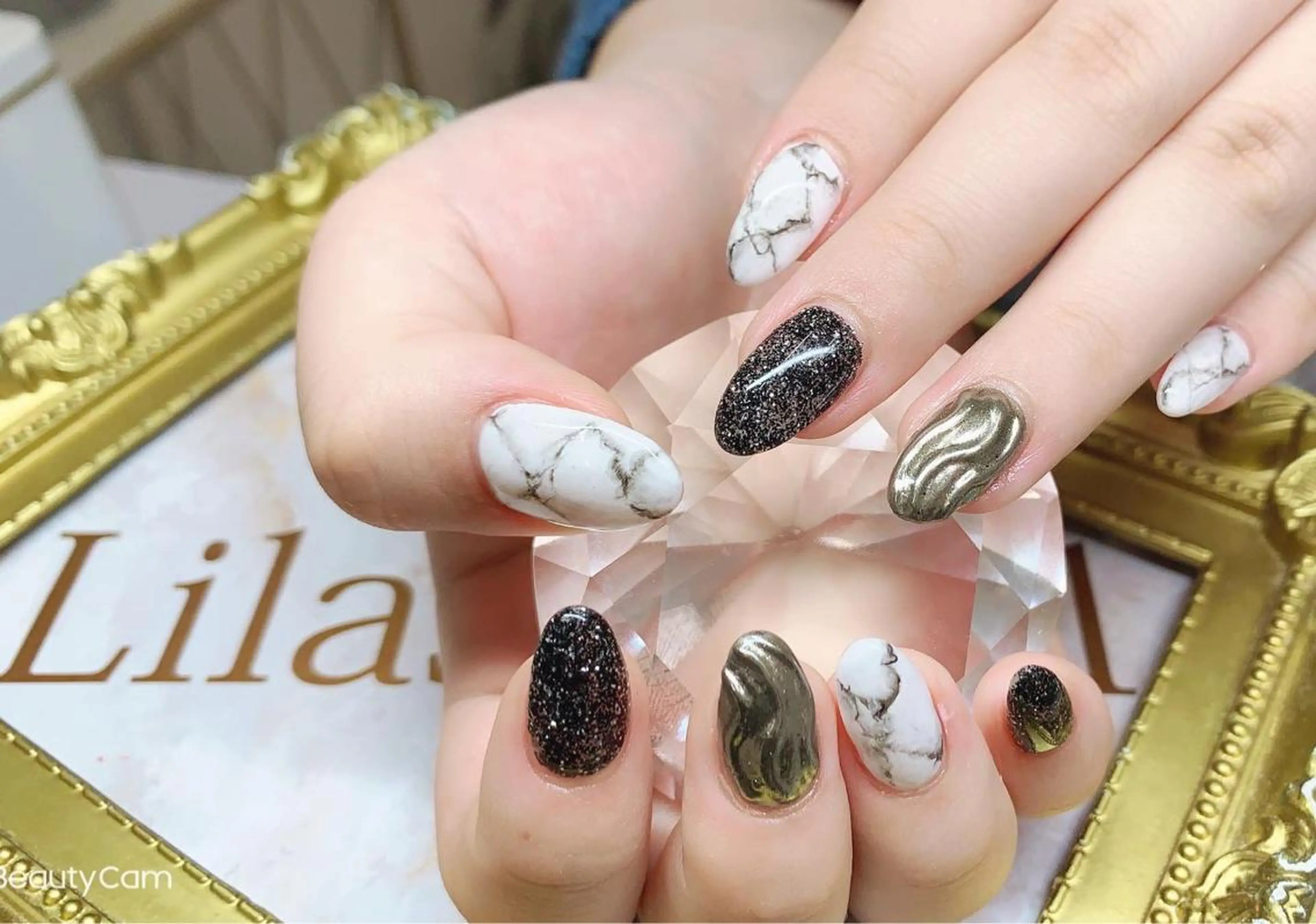 ネイル 入学式 ジェルネイル 卒業式 ハードジェル ラメ(グリッター) Lilas Nailのネイルデザイン