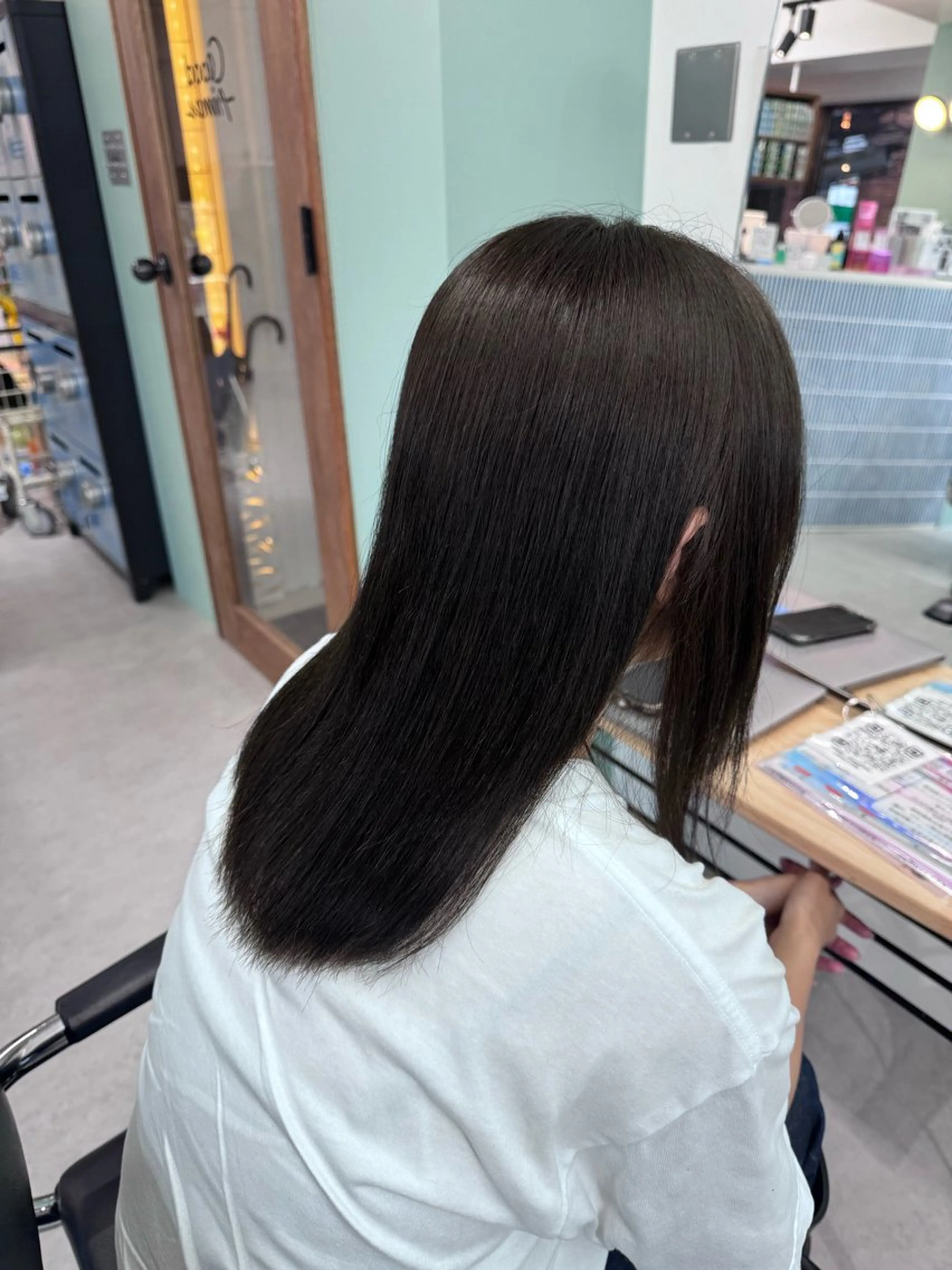 ミディアム カラー ヘアカラー トリートメント 吉松 ここみのヘアスタイル