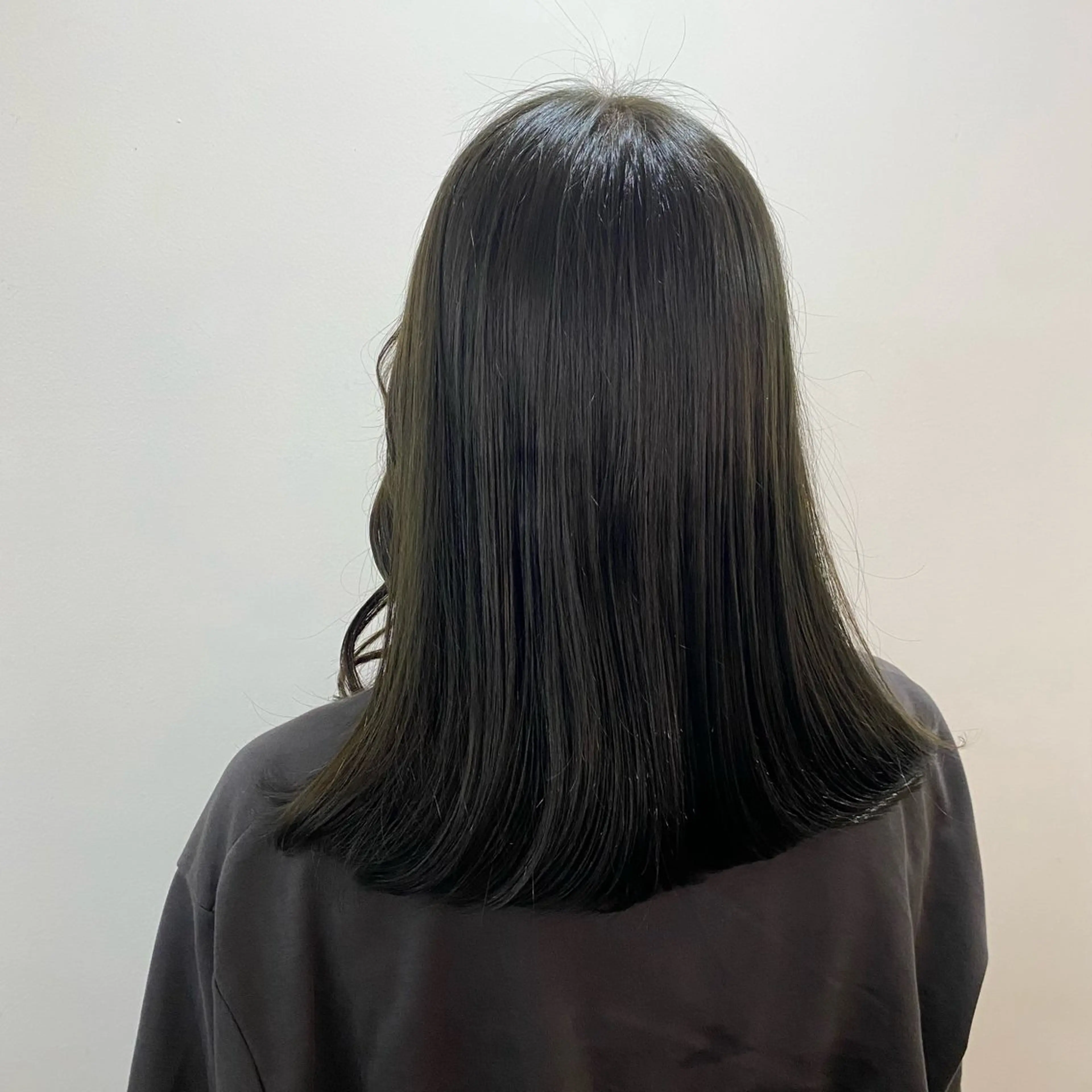 ミディアム カラー トリートメント カット ヘアカラー 縮毛矯正 トリートメント Kazaoka Saraのヘアスタイル