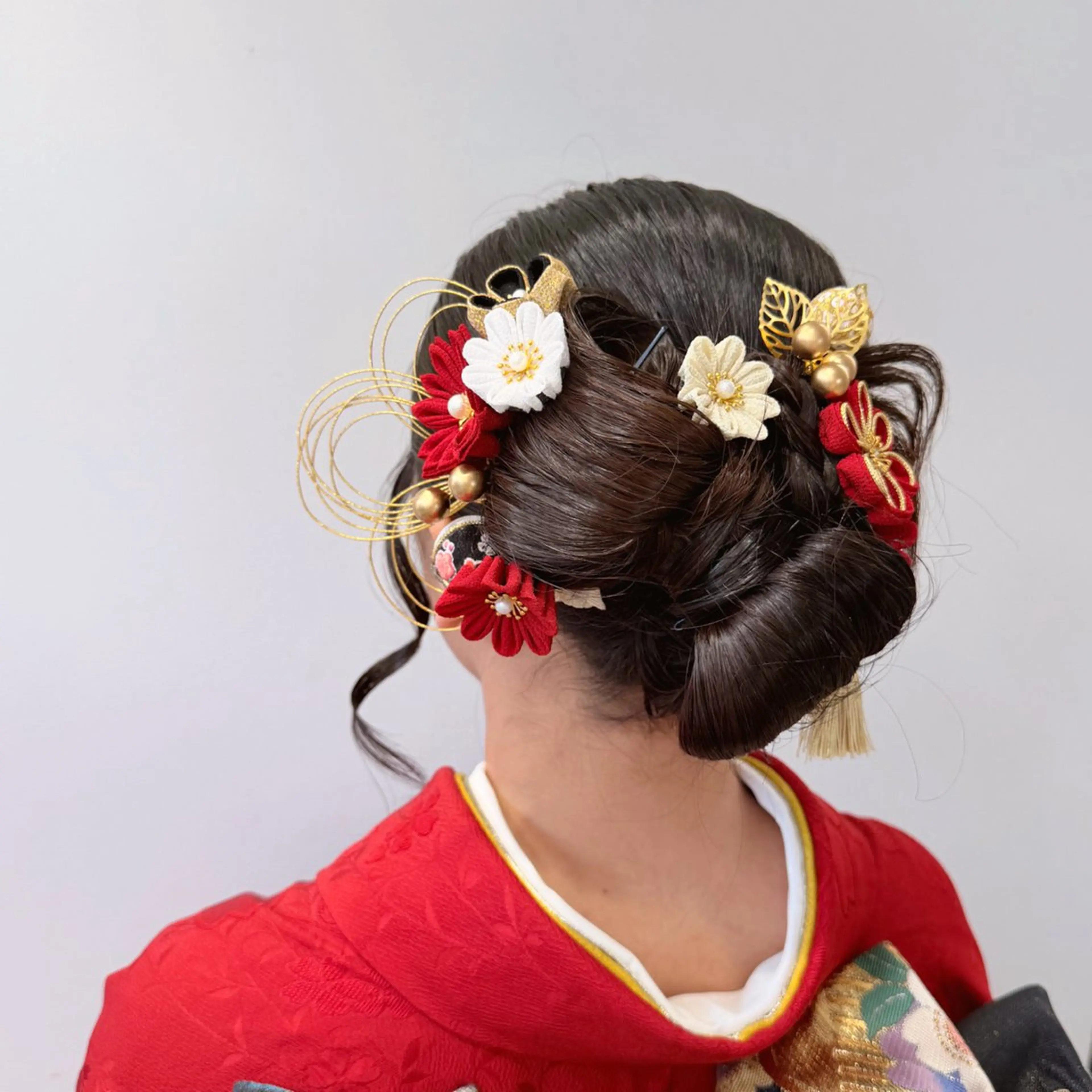 ロング ヘアアレンジ 成人式 髪飾り 古沢 みづきのヘアスタイル