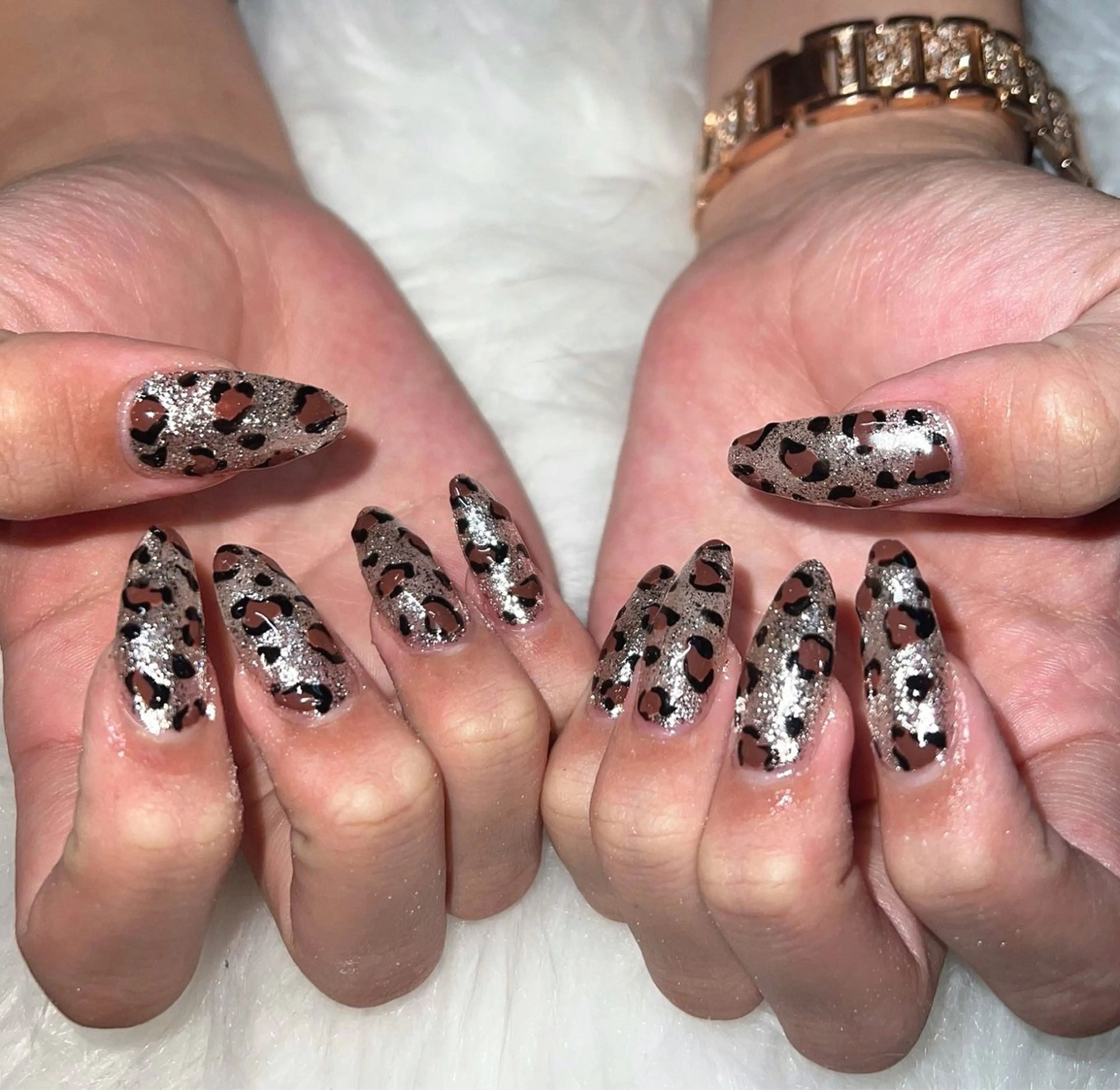 ロング ハンドネイル mao .のネイルデザイン