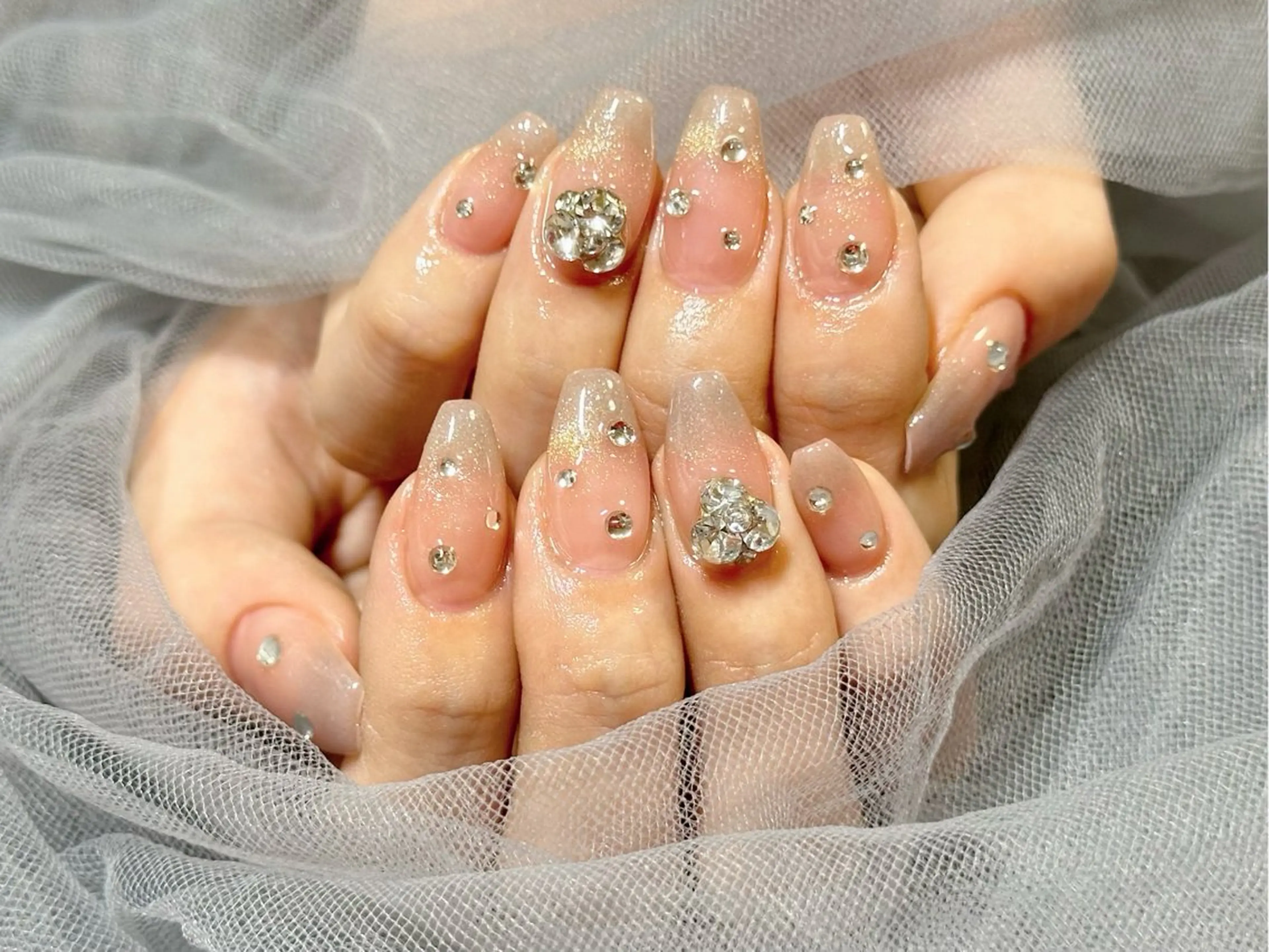 ネイル マグネットネイル ハンドネイル Nail Salon KURELLYのネイルデザイン