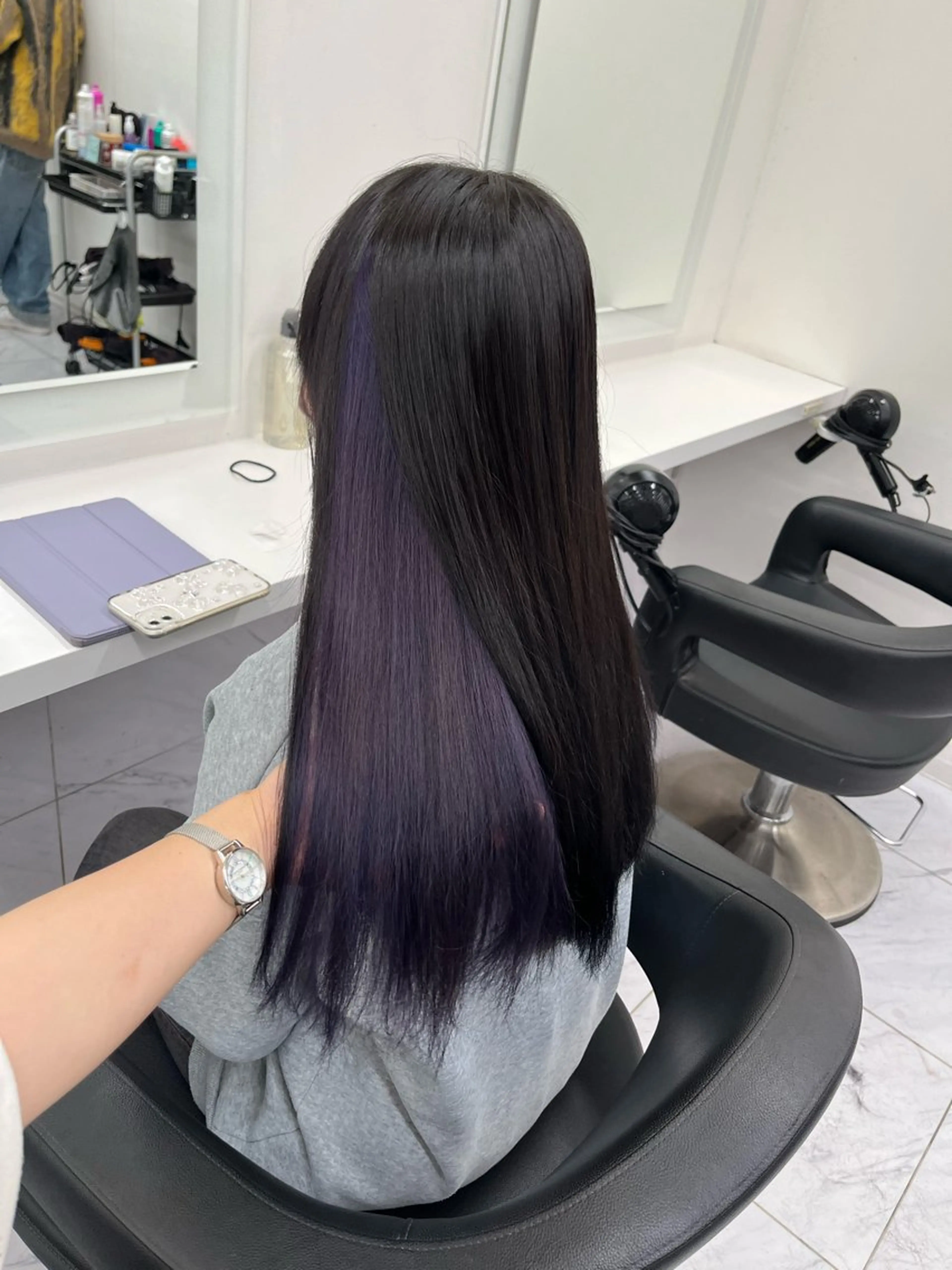 セミロング ヘアカラー トリートメント ヘッドスパ ヘアセット 寒色＆ブリーチ特化 寒色MiOのヘアスタイル