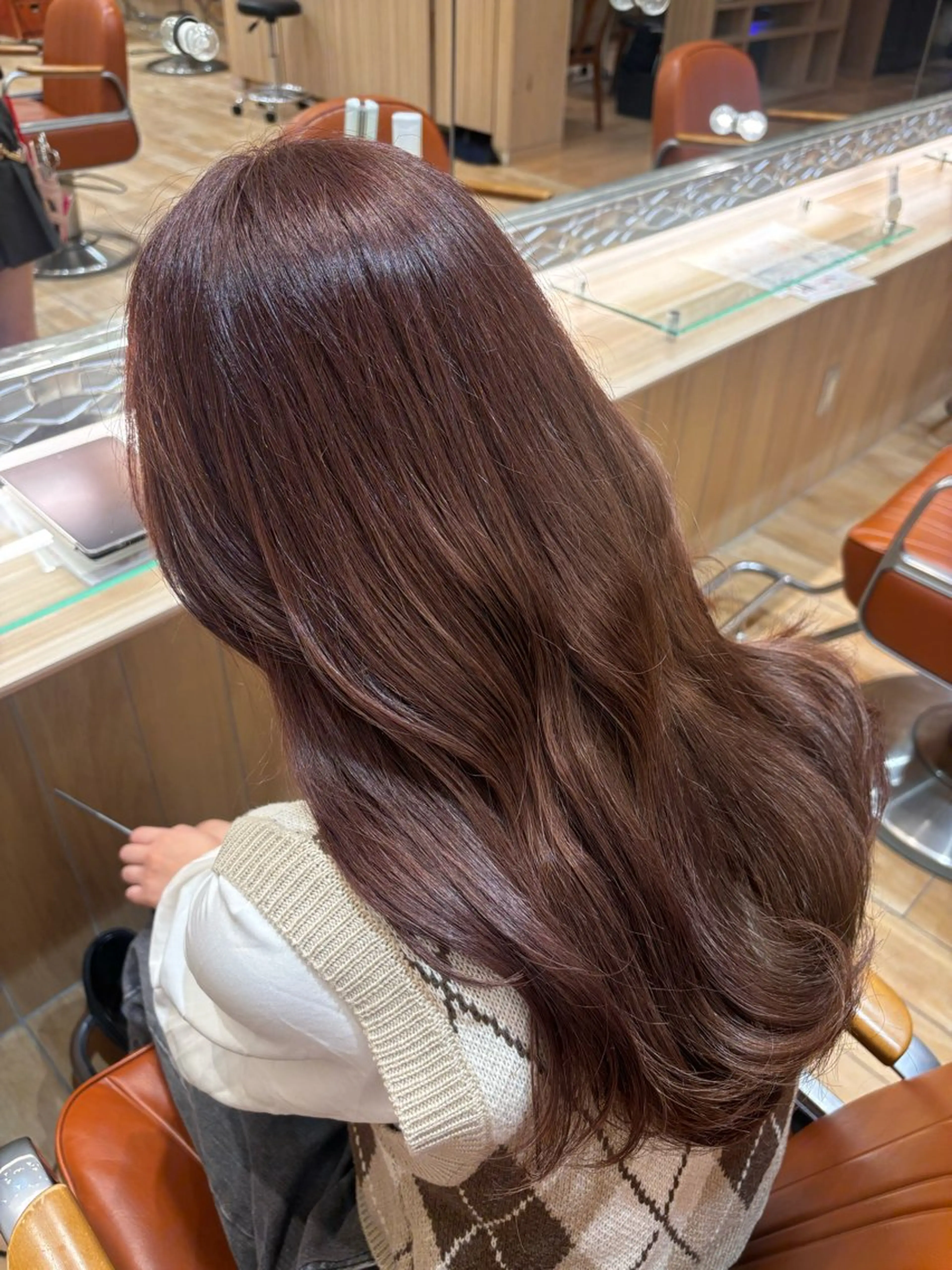 ロング ヘアカラー 平久保 唯那のヘアスタイル