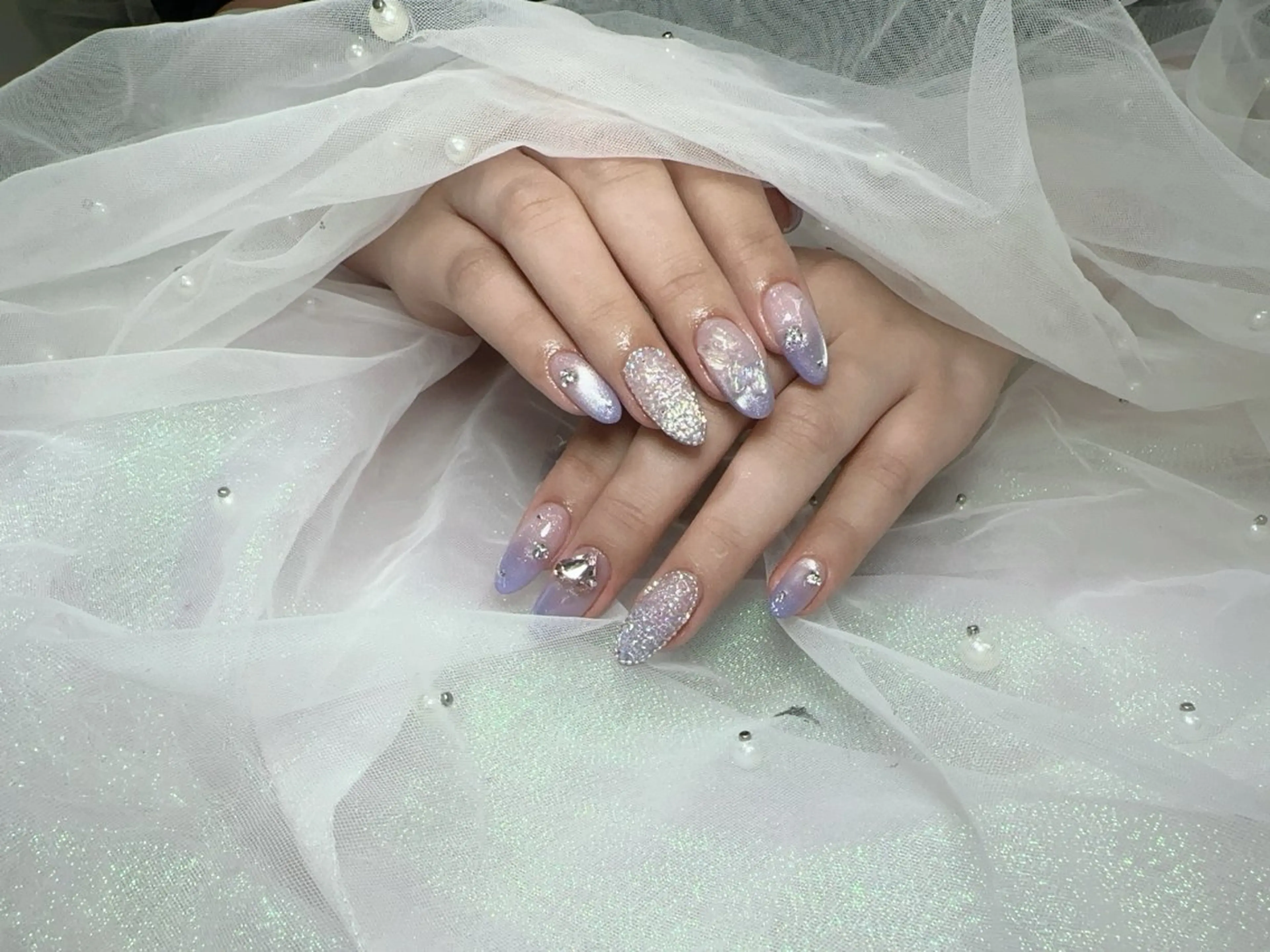 ネイル Hey🌈NAIL 長さ出し専門店のネイルデザイン