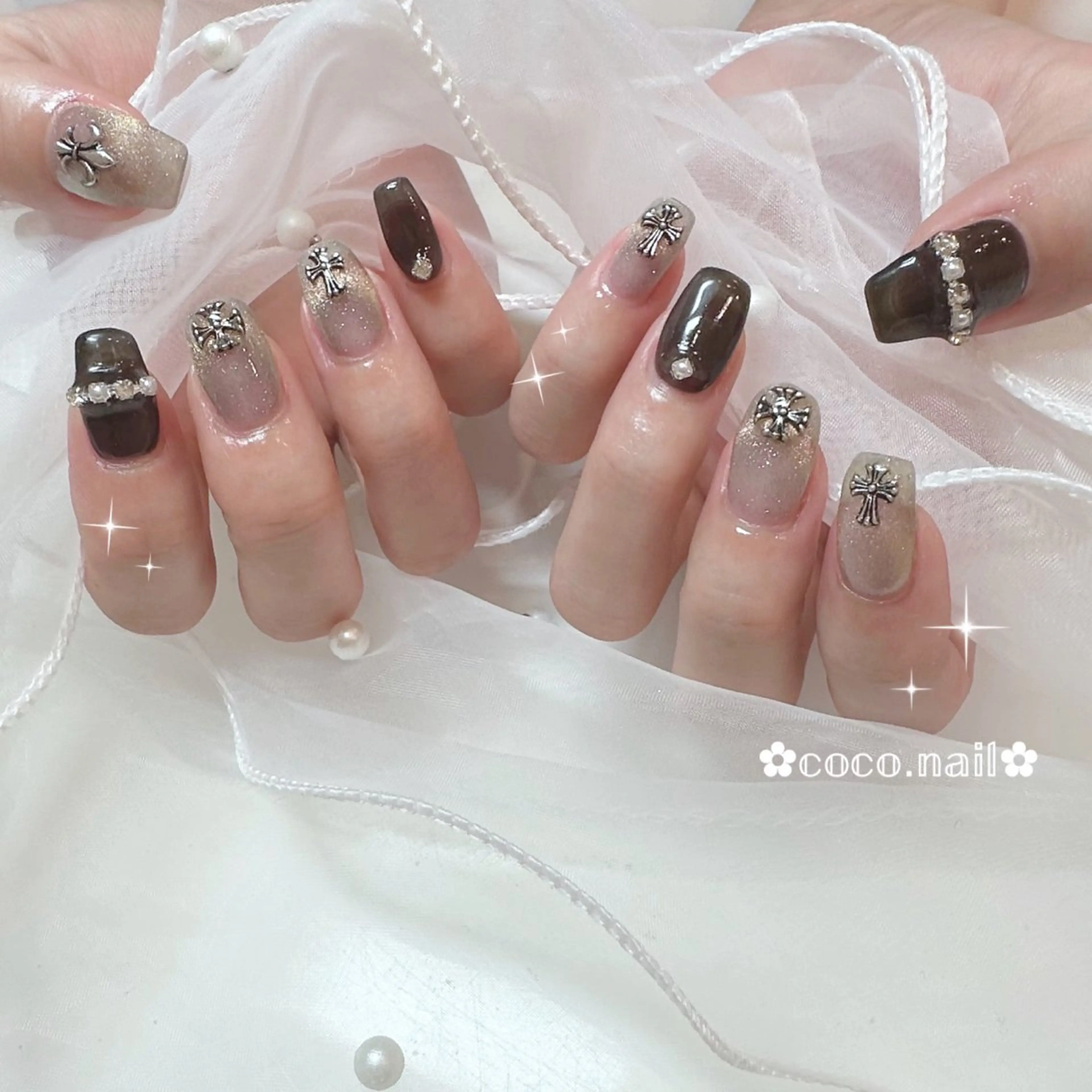 ネイル ハンドネイル lili.nail y2k/長さ出しのネイルデザイン