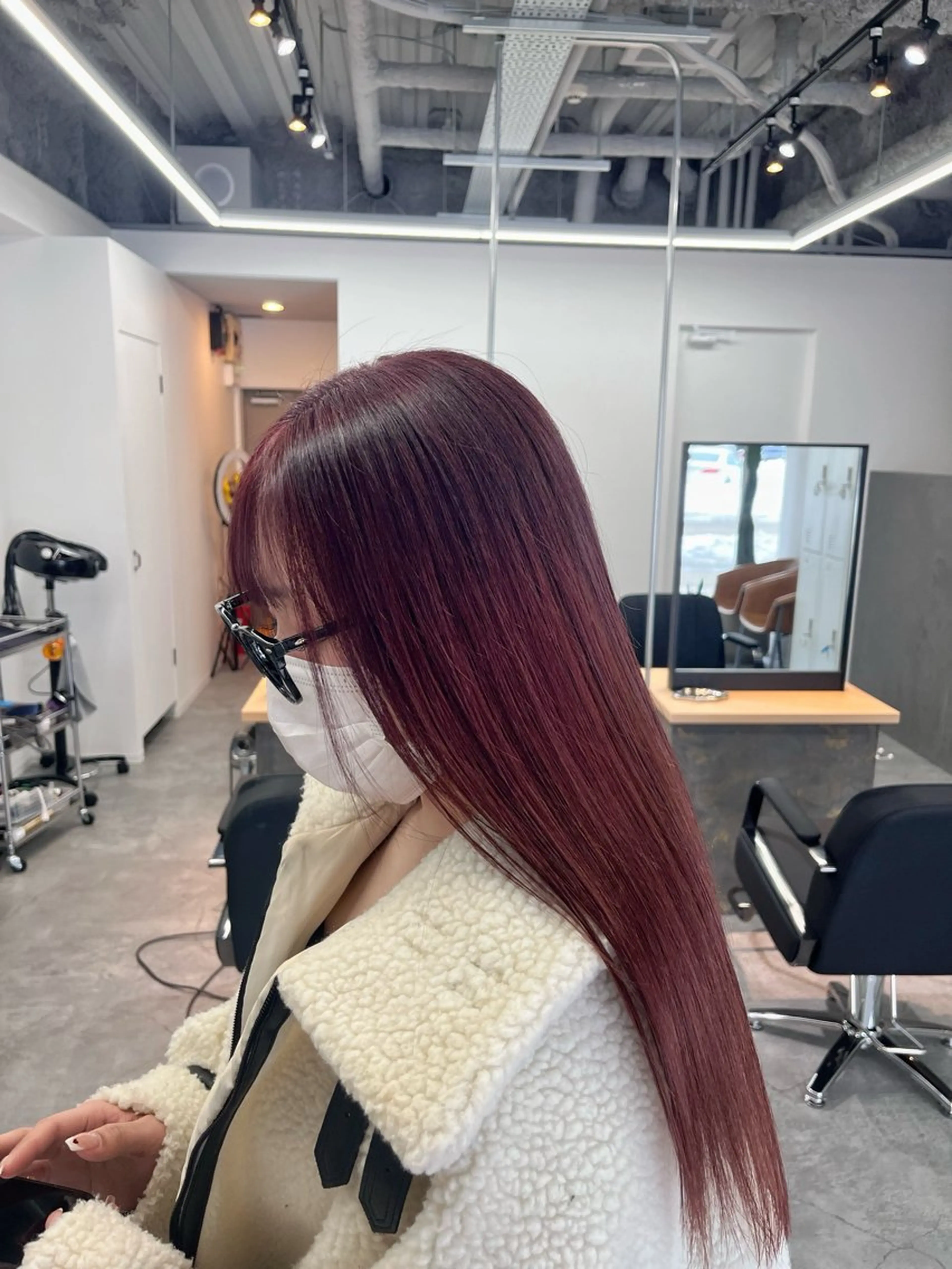 ロング ヘアカラー 前 侃太のヘアスタイル