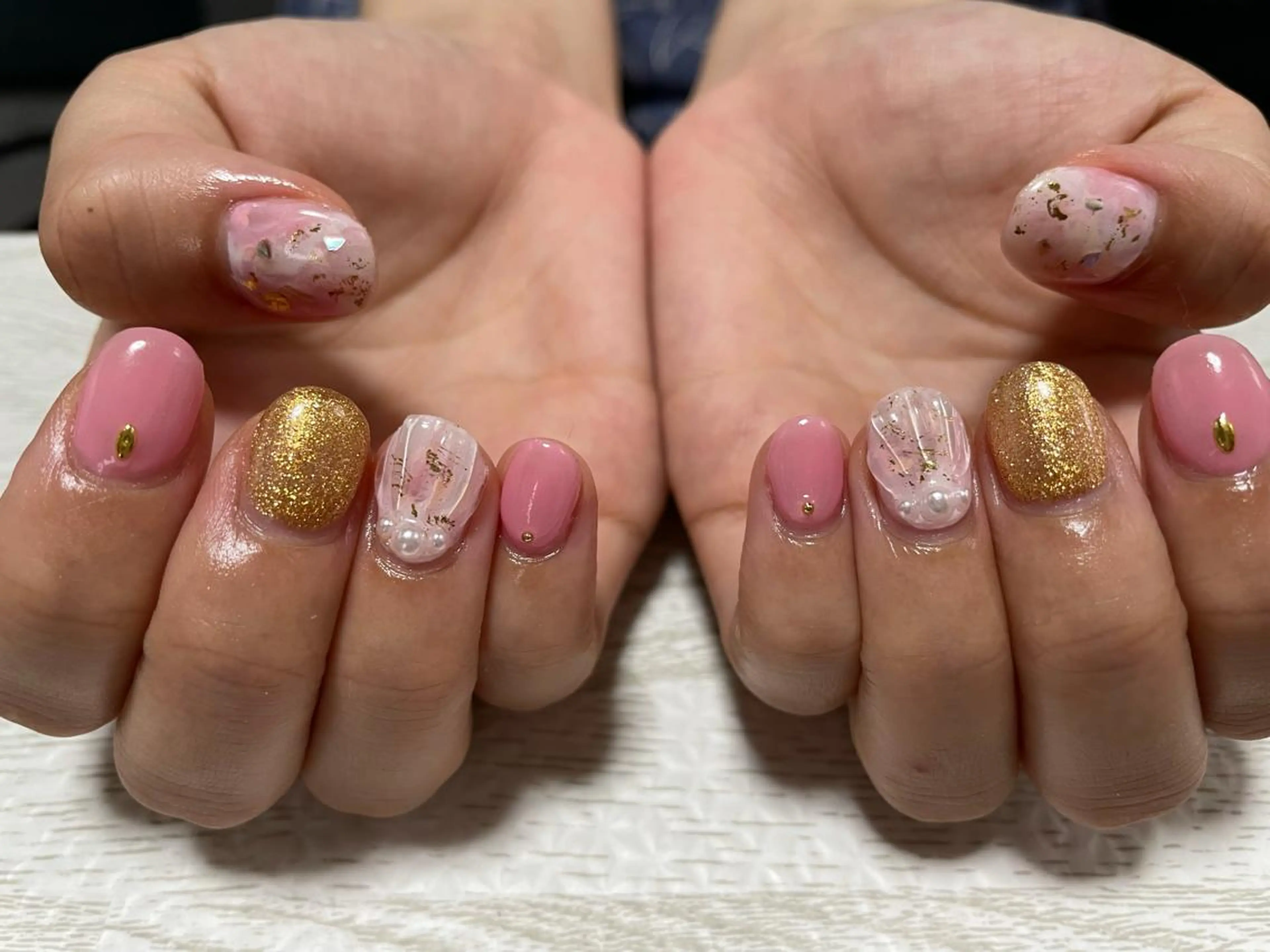 ネイル 夏ネイル ハンドネイル Ulu  Nail 🌱MOMOKAのネイルデザイン