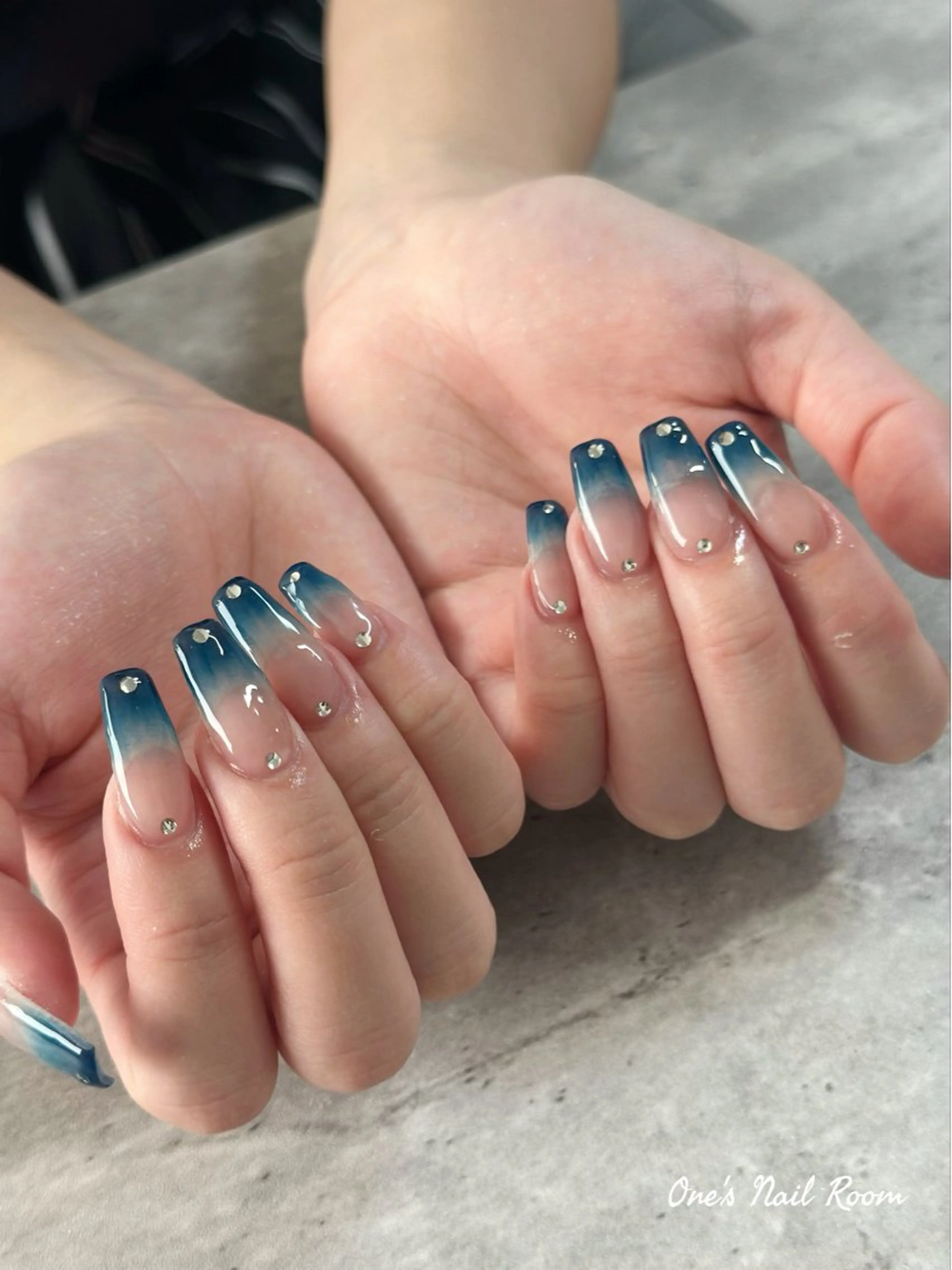 ネイル ハンドネイル One's Nail Roomのネイルデザイン