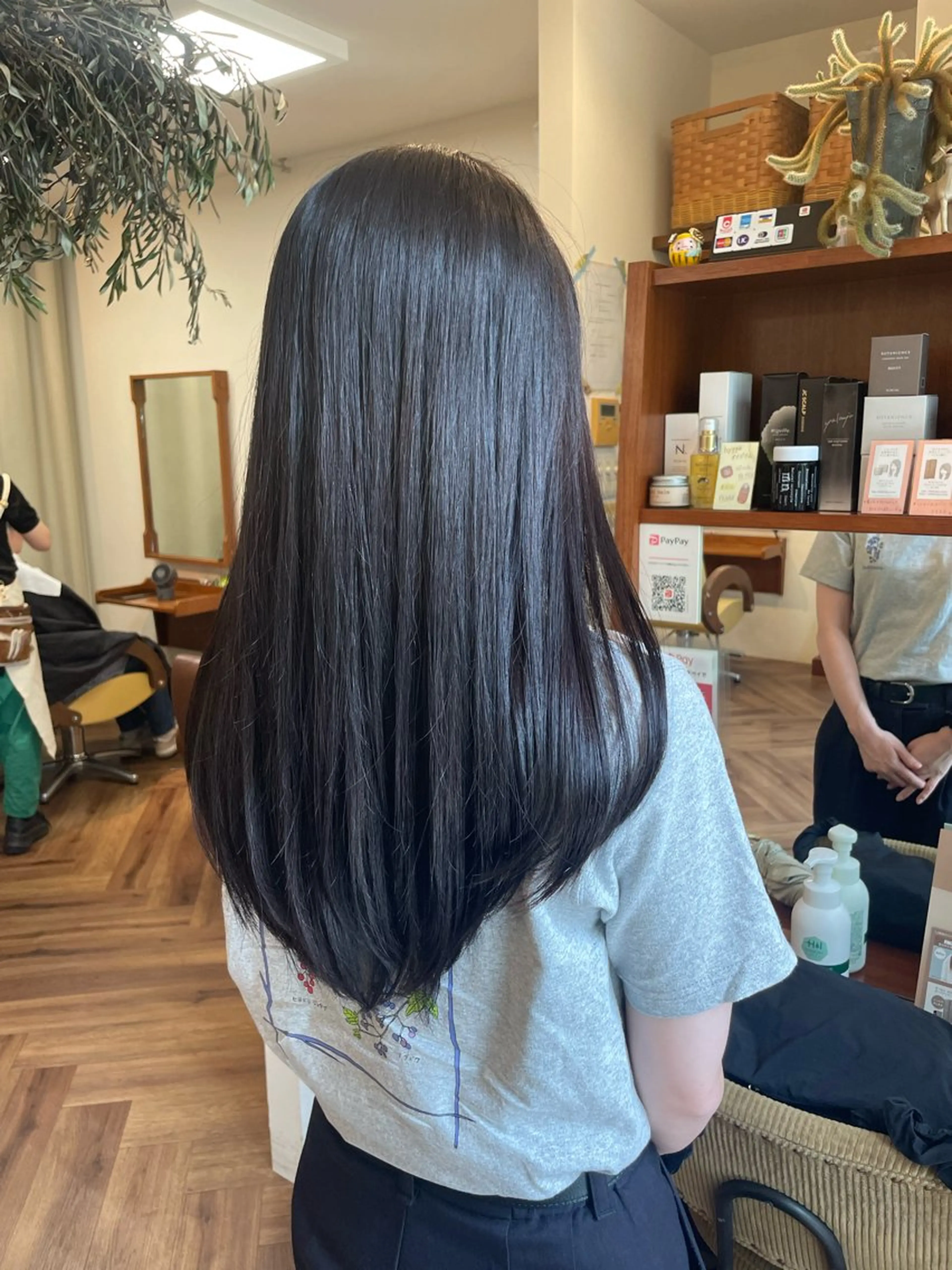 ロング レイヤーカット 望月 千絵のヘアスタイル