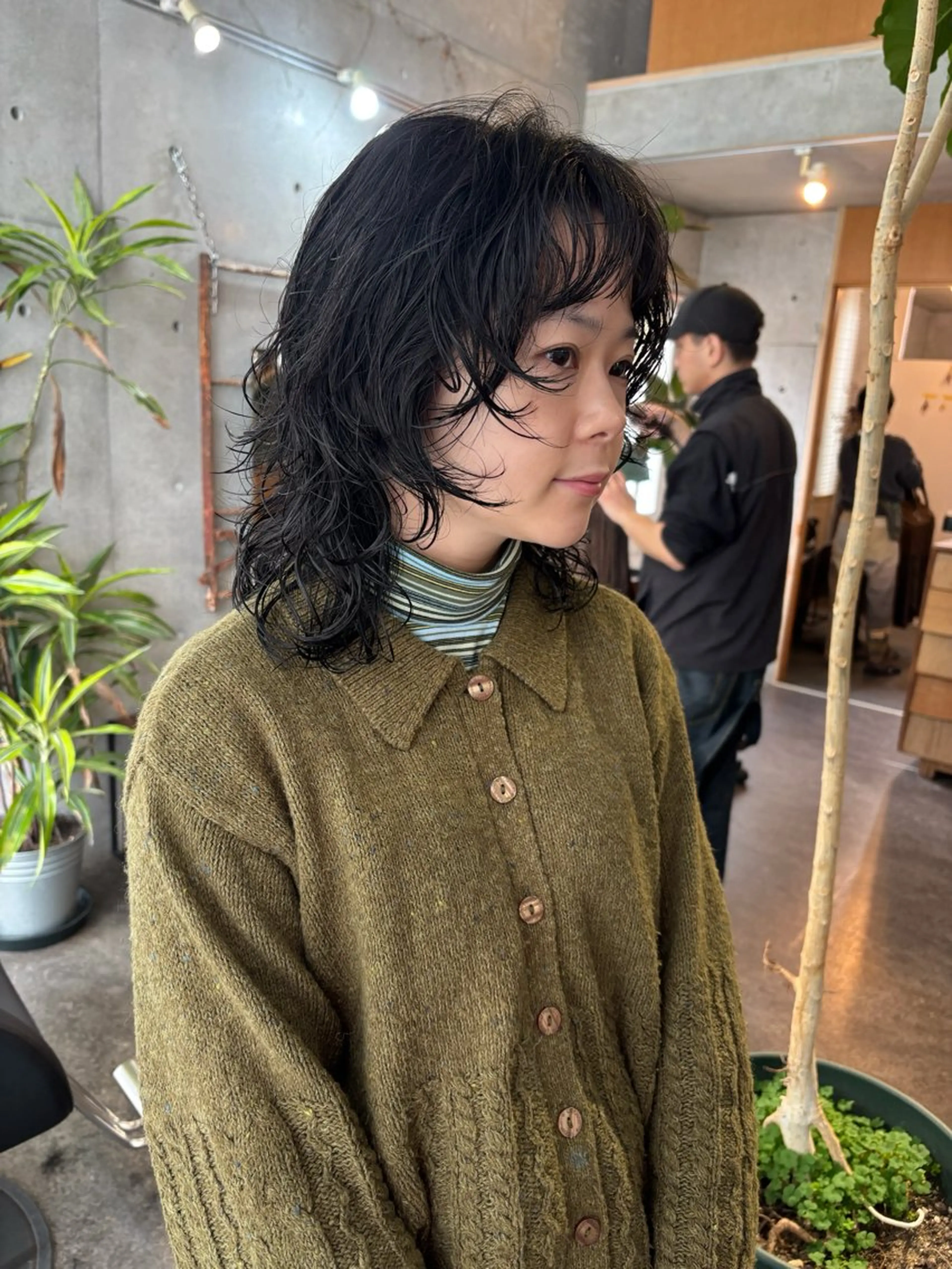 ミディアム パーマ ミディアムパーマ ウルフカット 大林 エリコのヘアスタイル